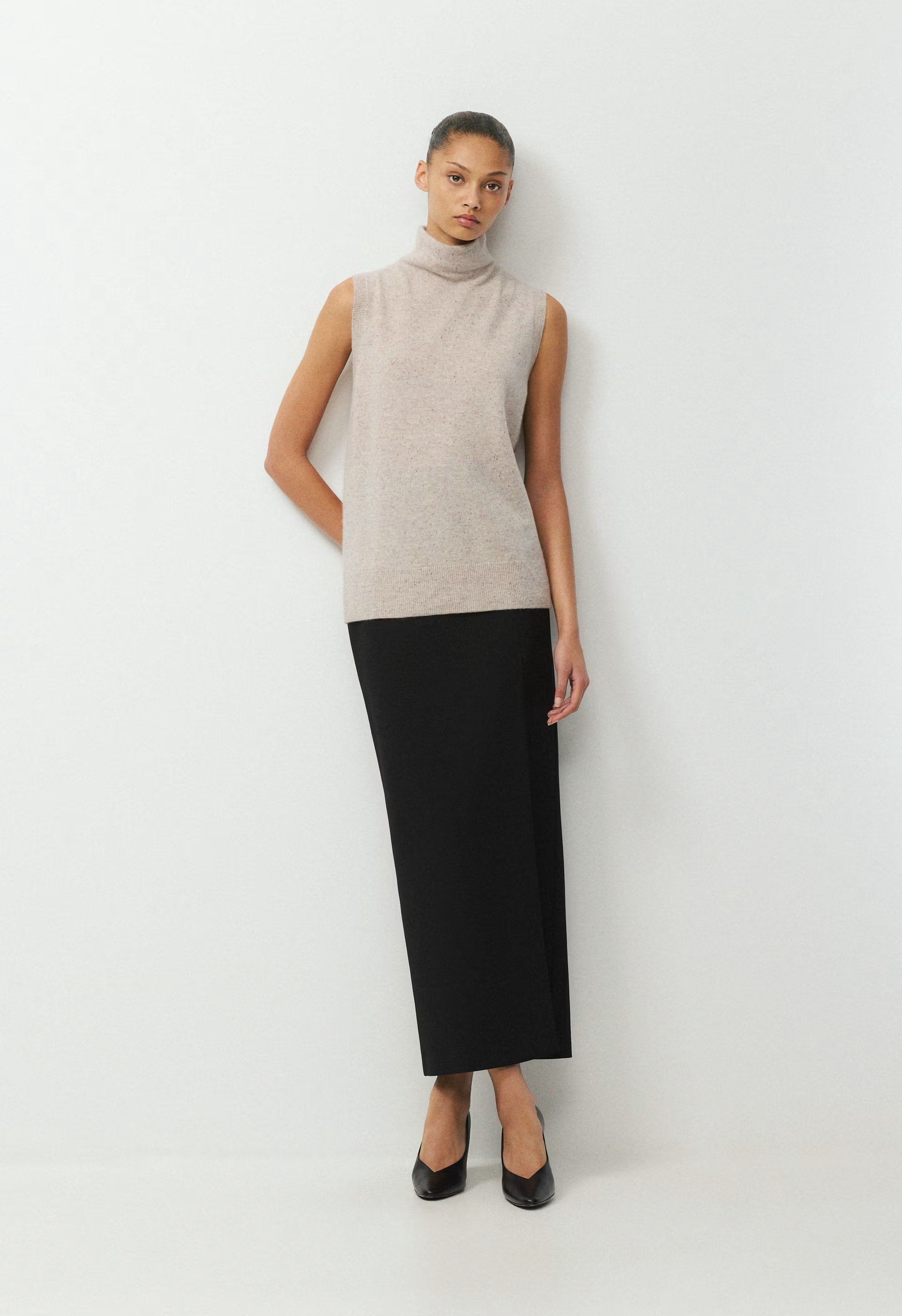 Bare Cashmere Opus Mockneck - SPECKLED MRCN BEIGE