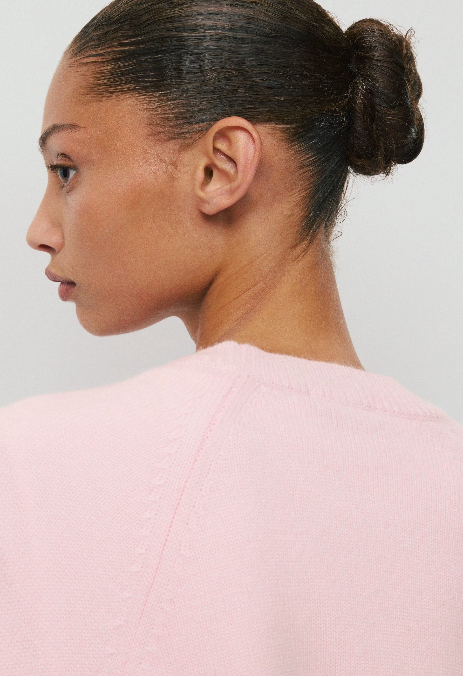 Essential Wool Cashmere Isabelle Sweater - MAGNOLIA