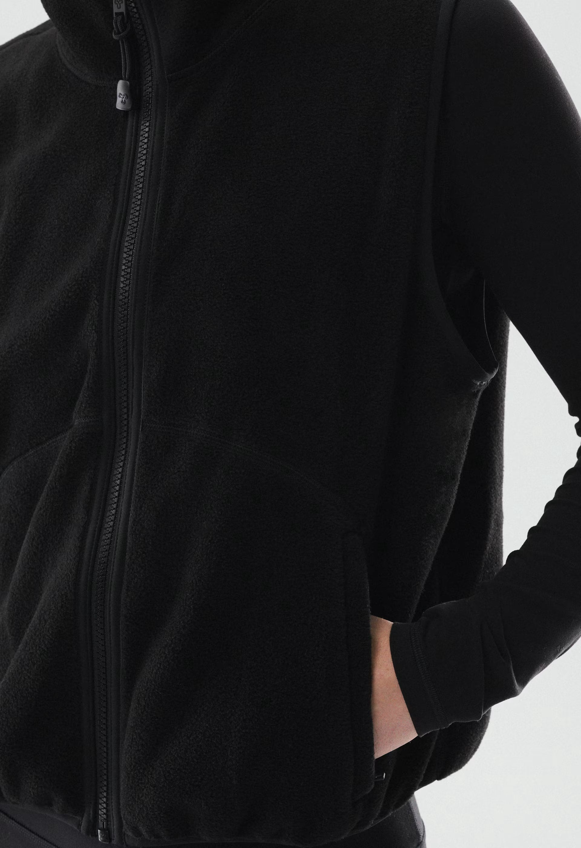 Terrain Vest - Bigfoot Fleece - BLACK