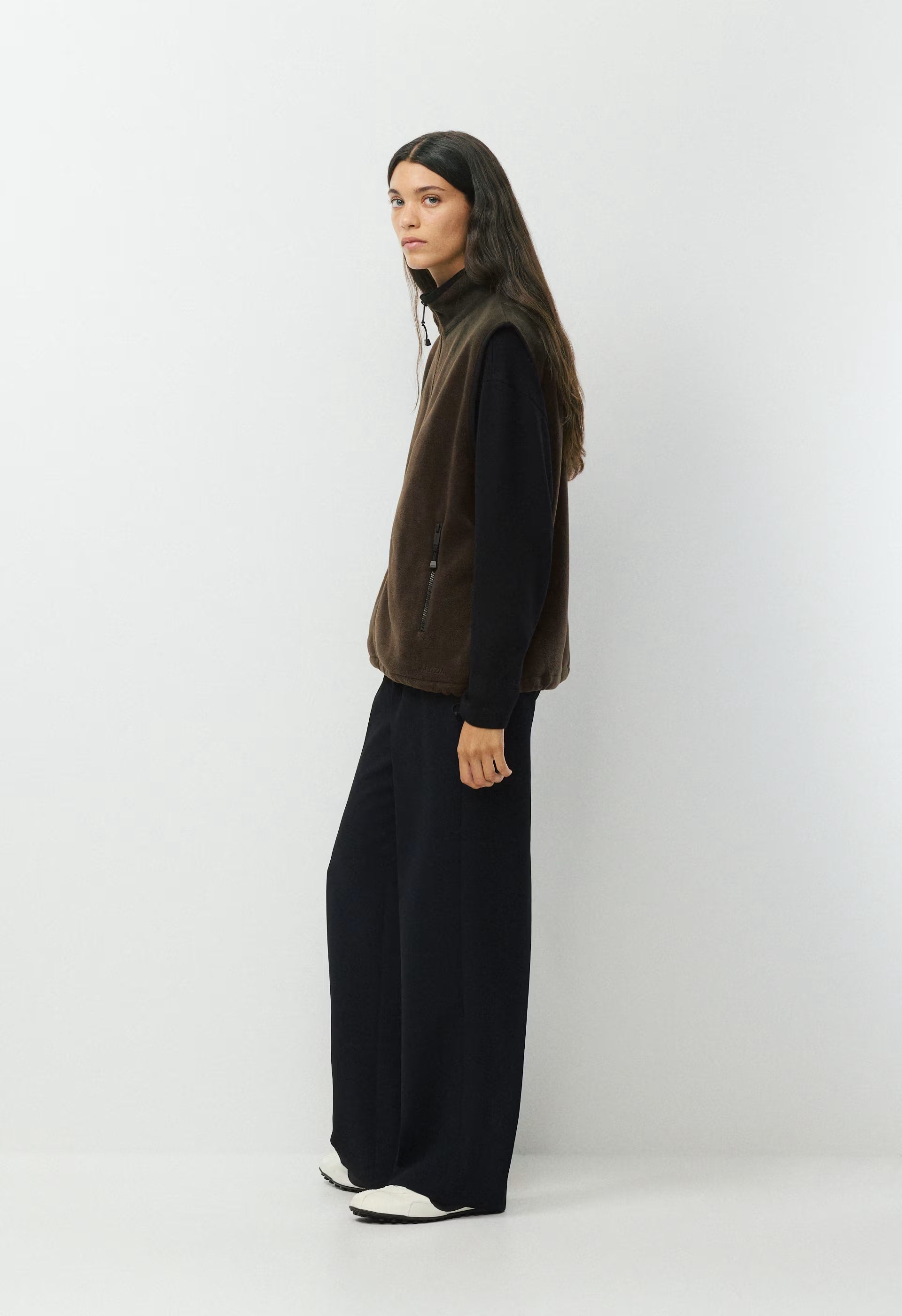 Riverbend Vest - Bigfoot Fleece - CACAO NIB BROWN