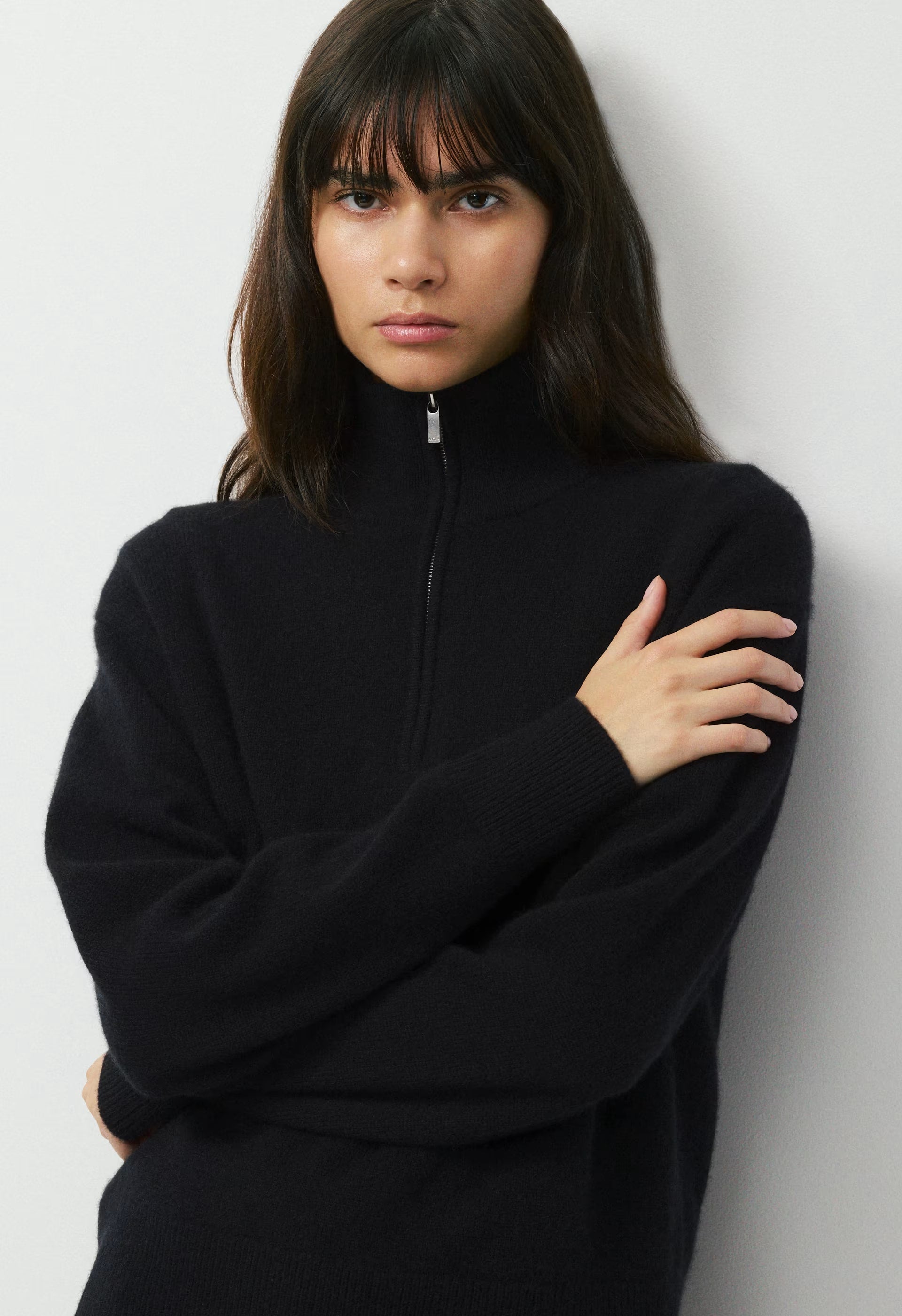 Essential Cashmere Metaphor Sweater - BLACK