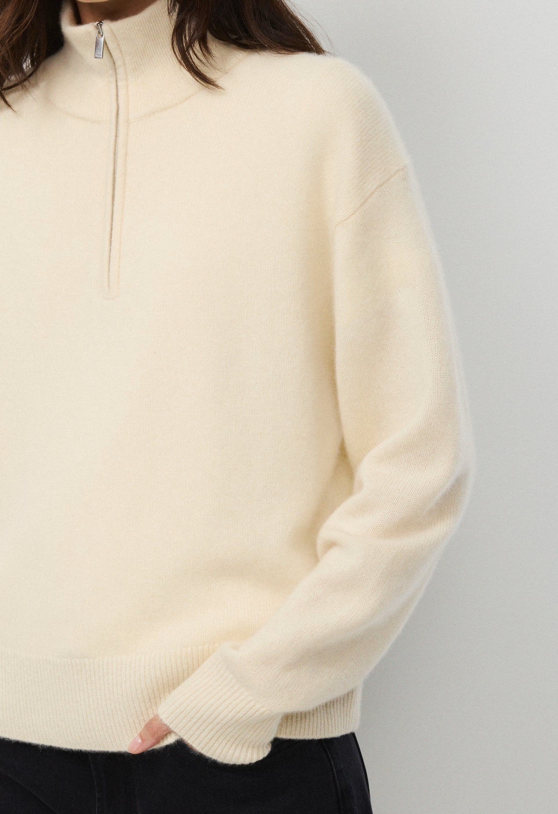 Essential Cashmere Metaphor Sweater - SEASIDE CREAM