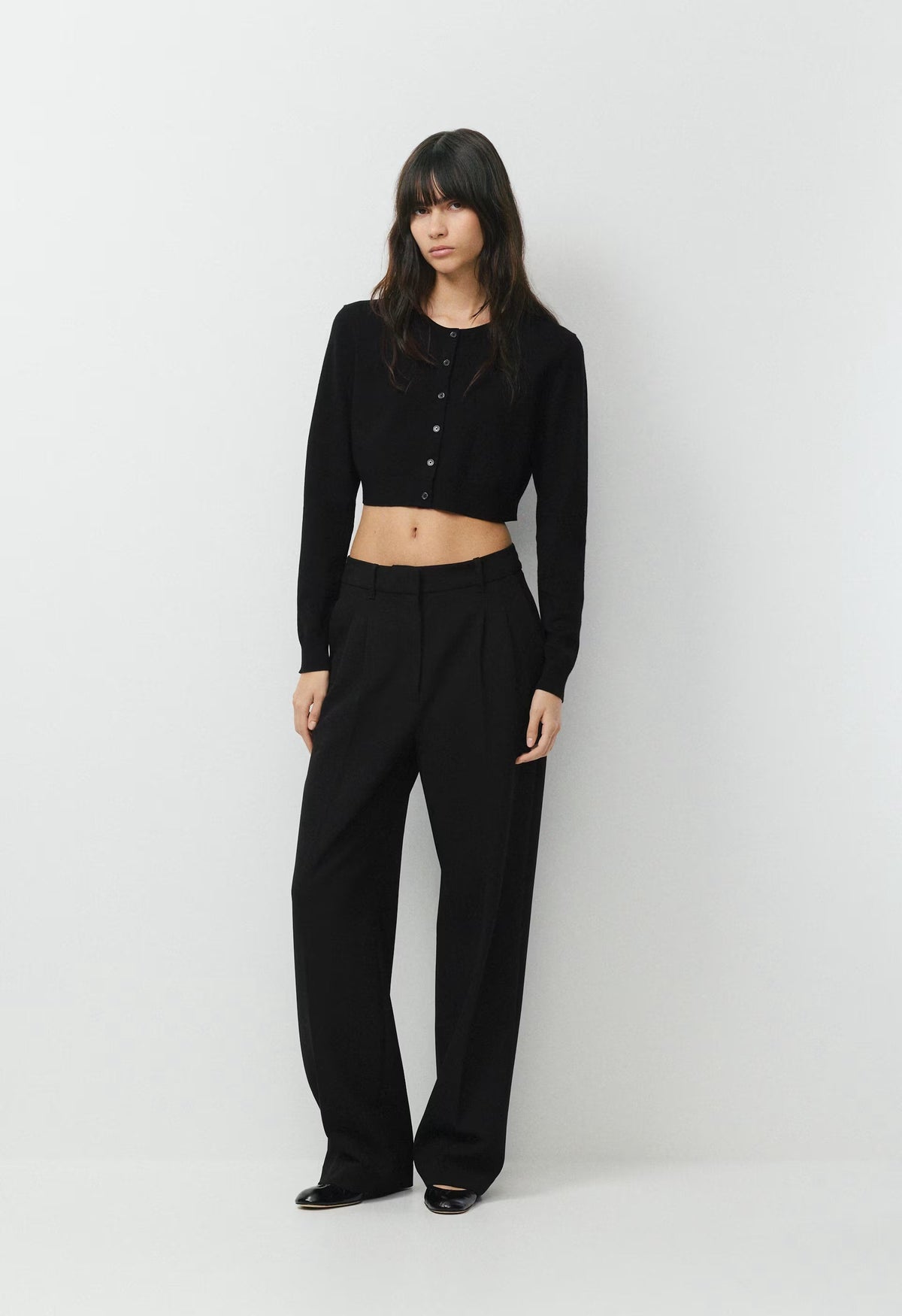 Biscuit Cardigan - Wonder Yarn - BLACK