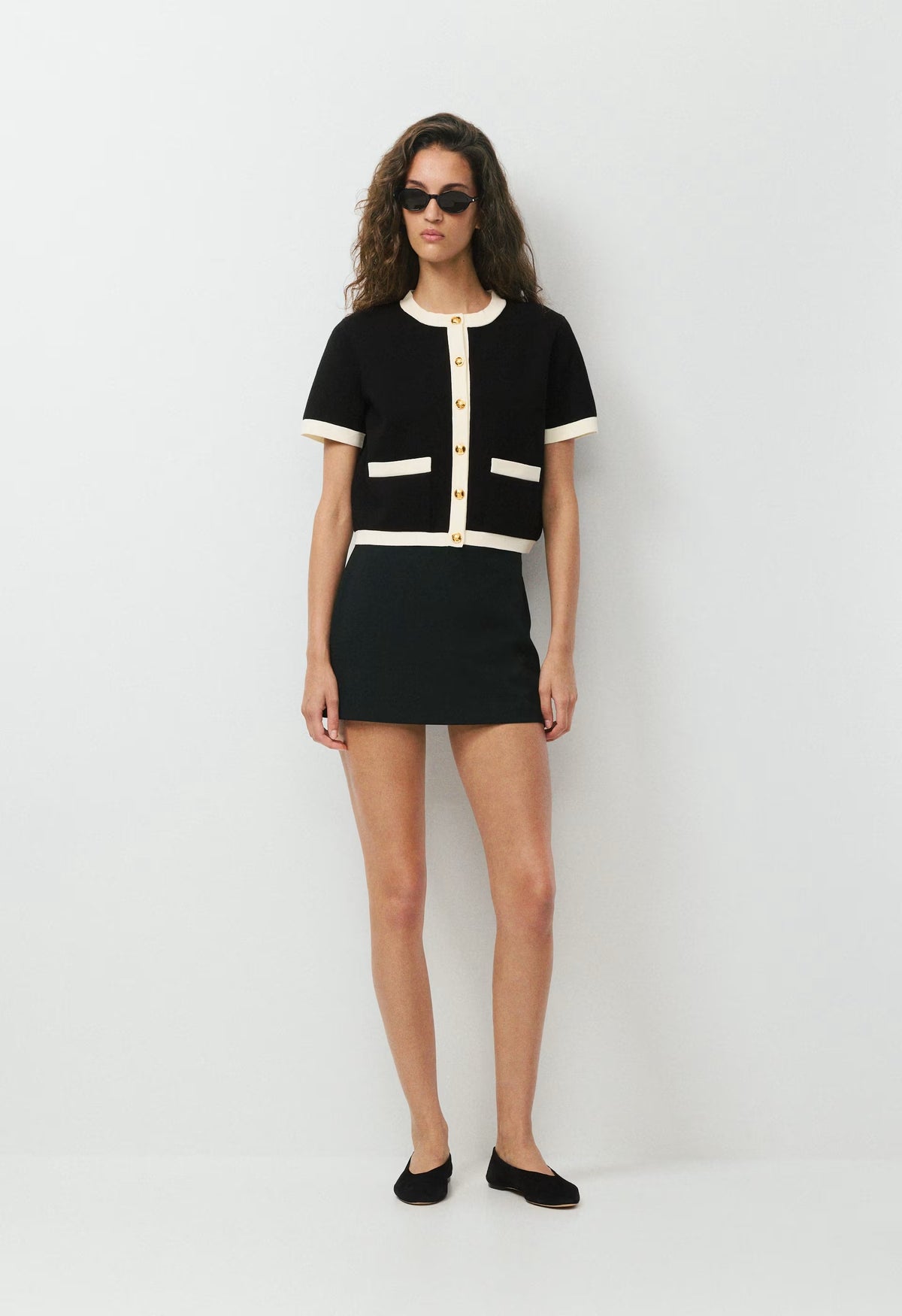 Approach Shortsleeve Cardigan - Wonder Yarn - BLACK/LIGHT BIRCH
