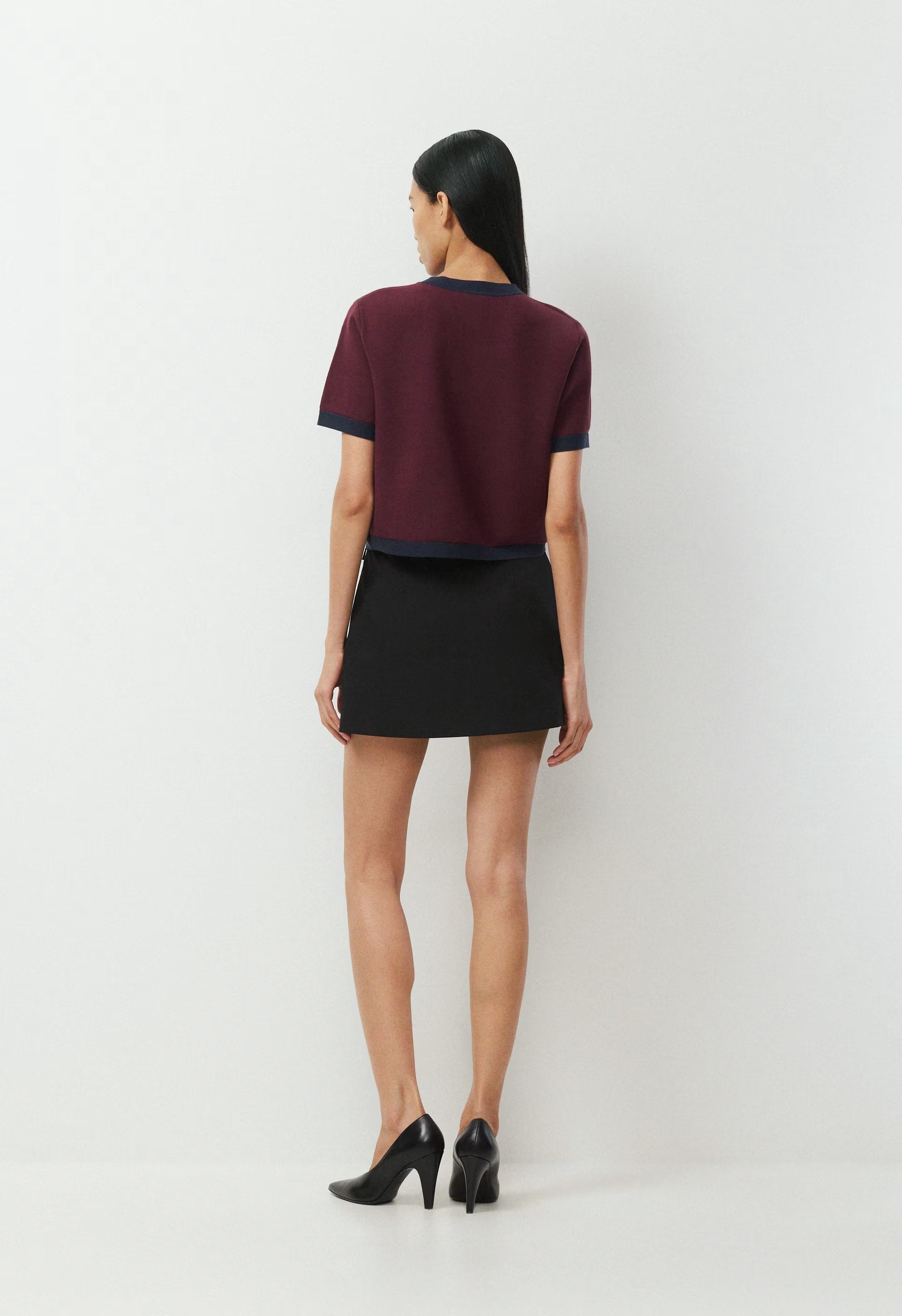 Approach Shortsleeve Cardigan - Wonder Yarn - GL PLM/DK NGHT NVY