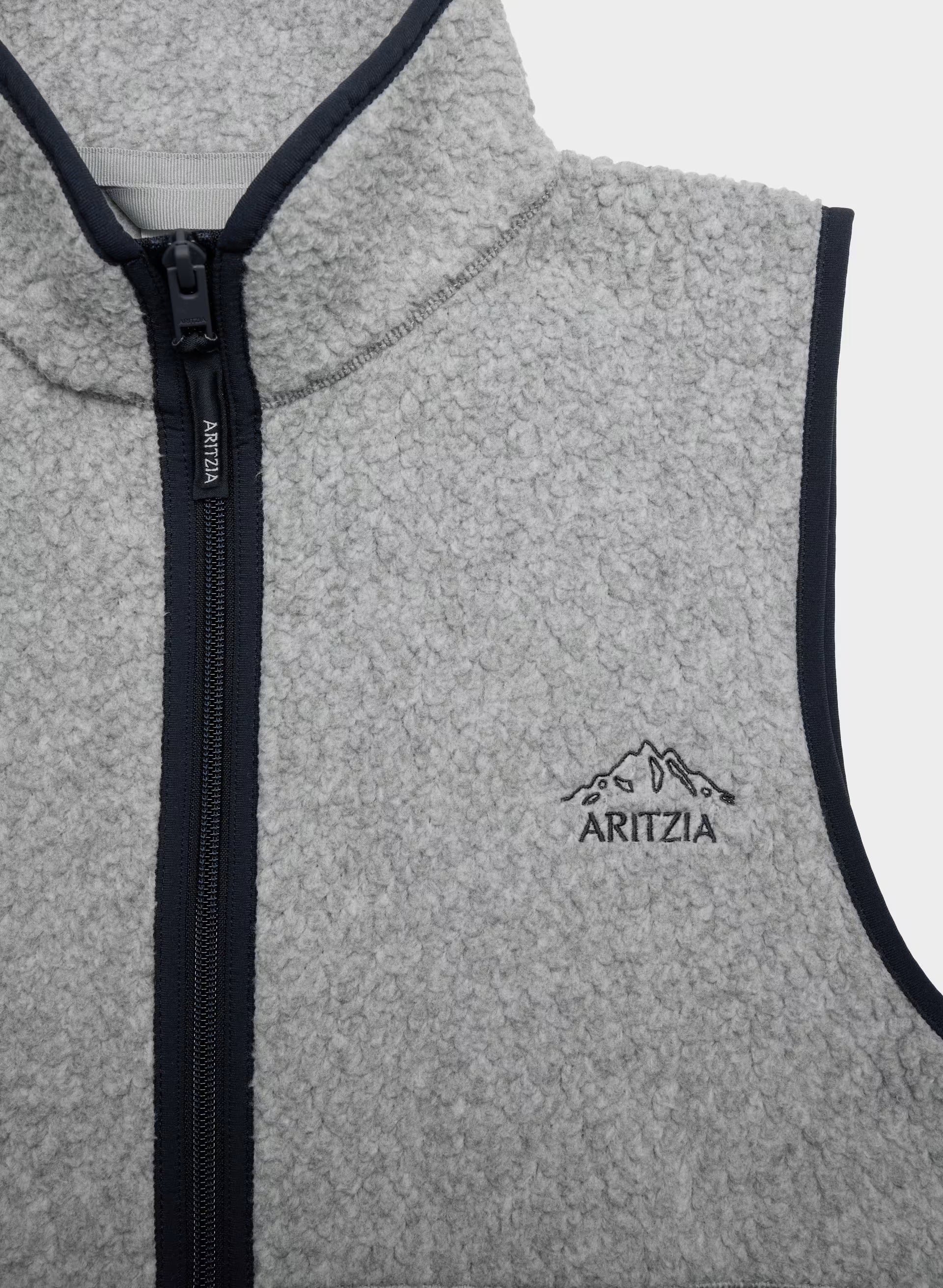 Polartec® Thermal Pro™ Ridgeline Hip Vest - HTR ATHL GREY/ADMIRAL