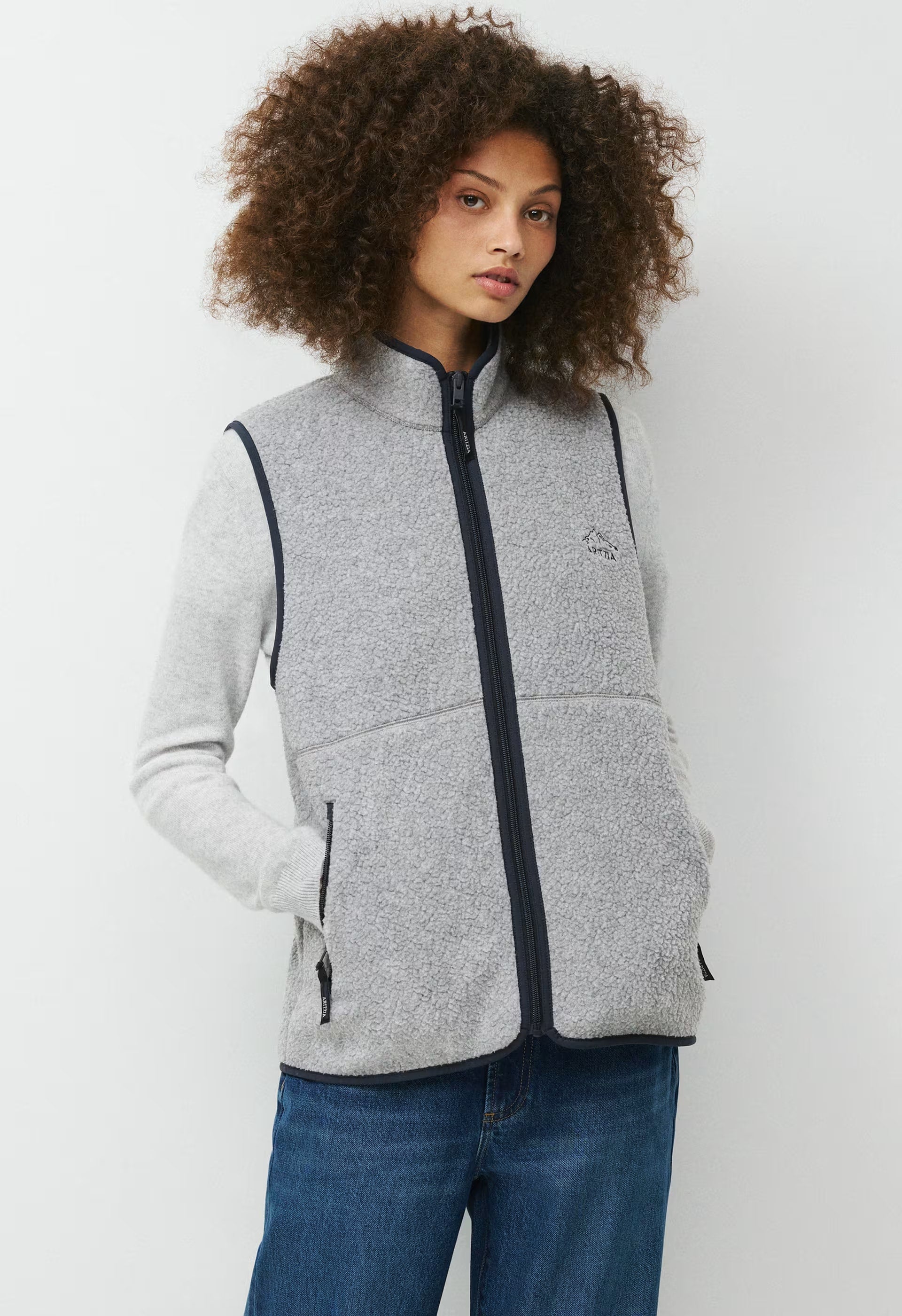 Polartec® Thermal Pro™ Ridgeline Hip Vest - HTR ATHL GREY/ADMIRAL