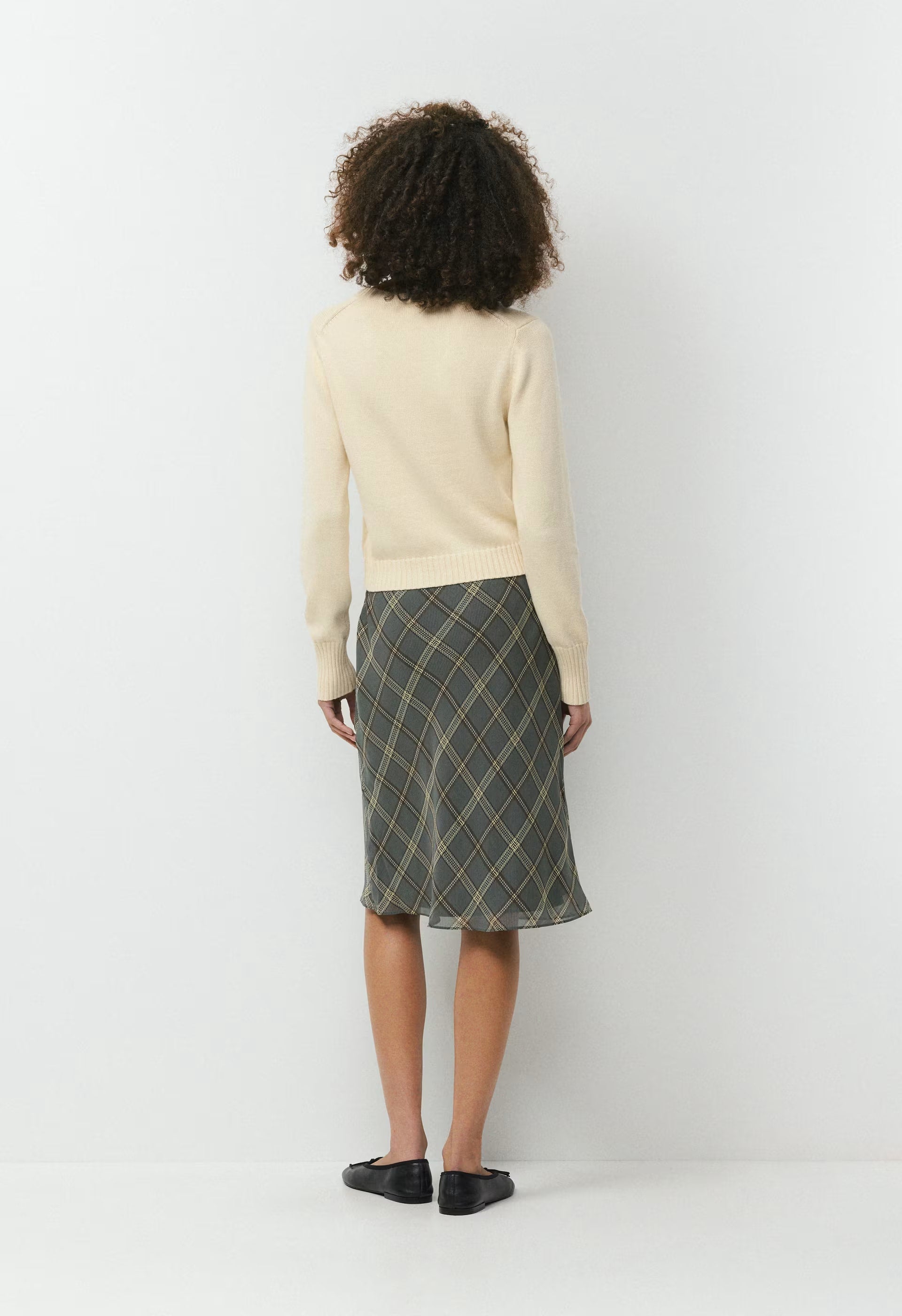 Cotton Charm™ Teatime Icon Sweater - SAND DUNE WHT/JUNA
