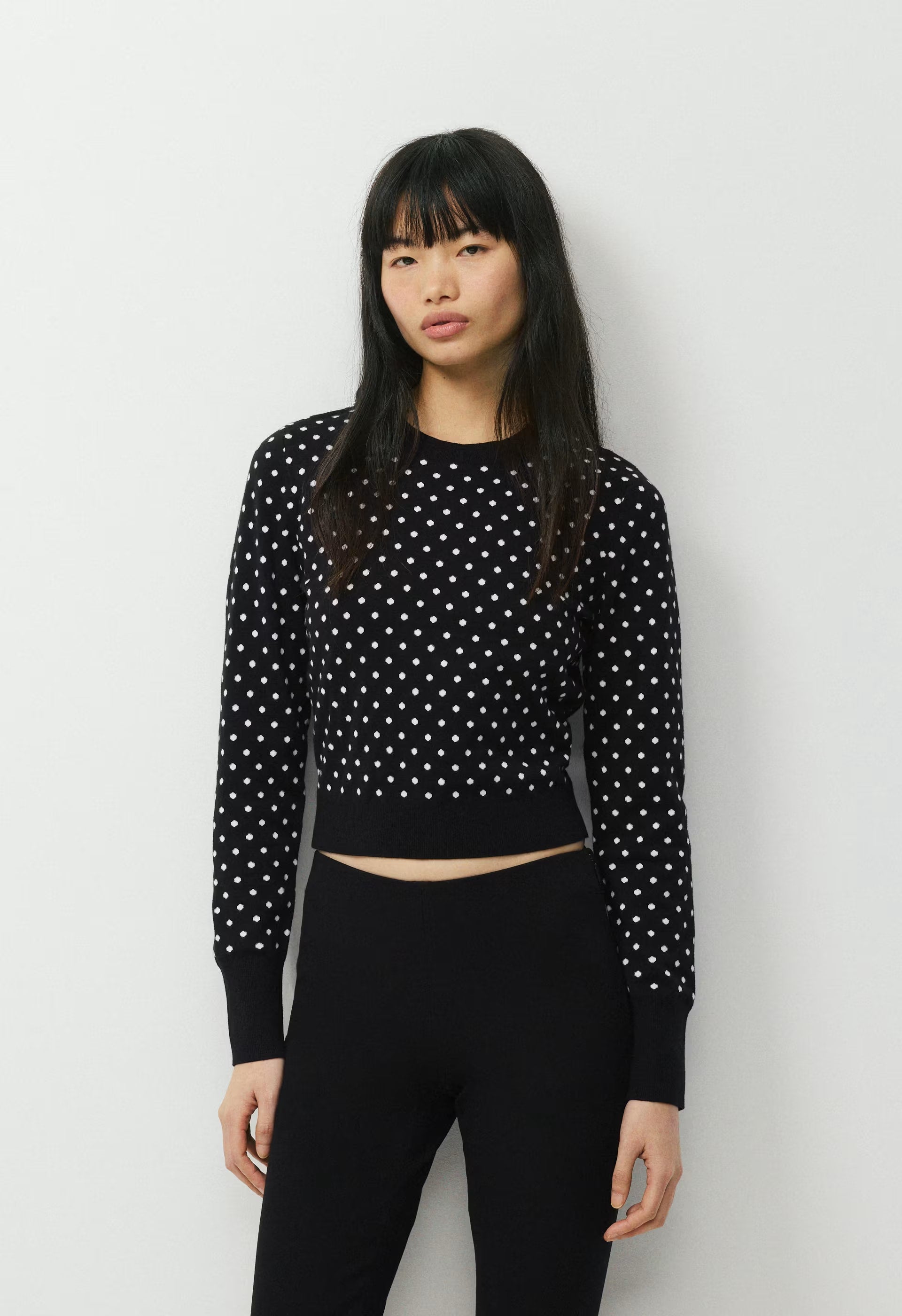 Teatime Sweater - BLACK/WHITE