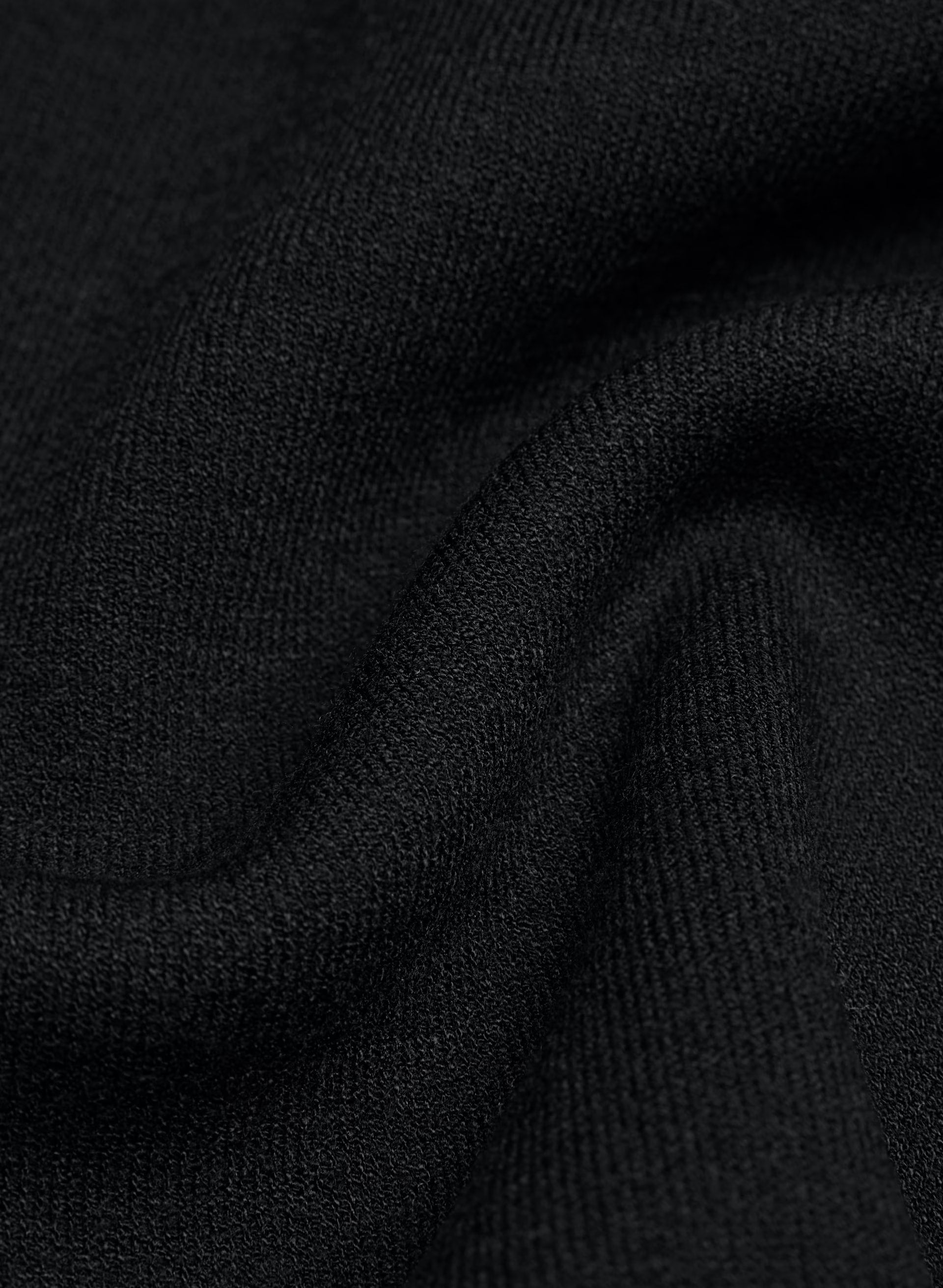 Appoint Sweater - Wonder Yarn - BLACK