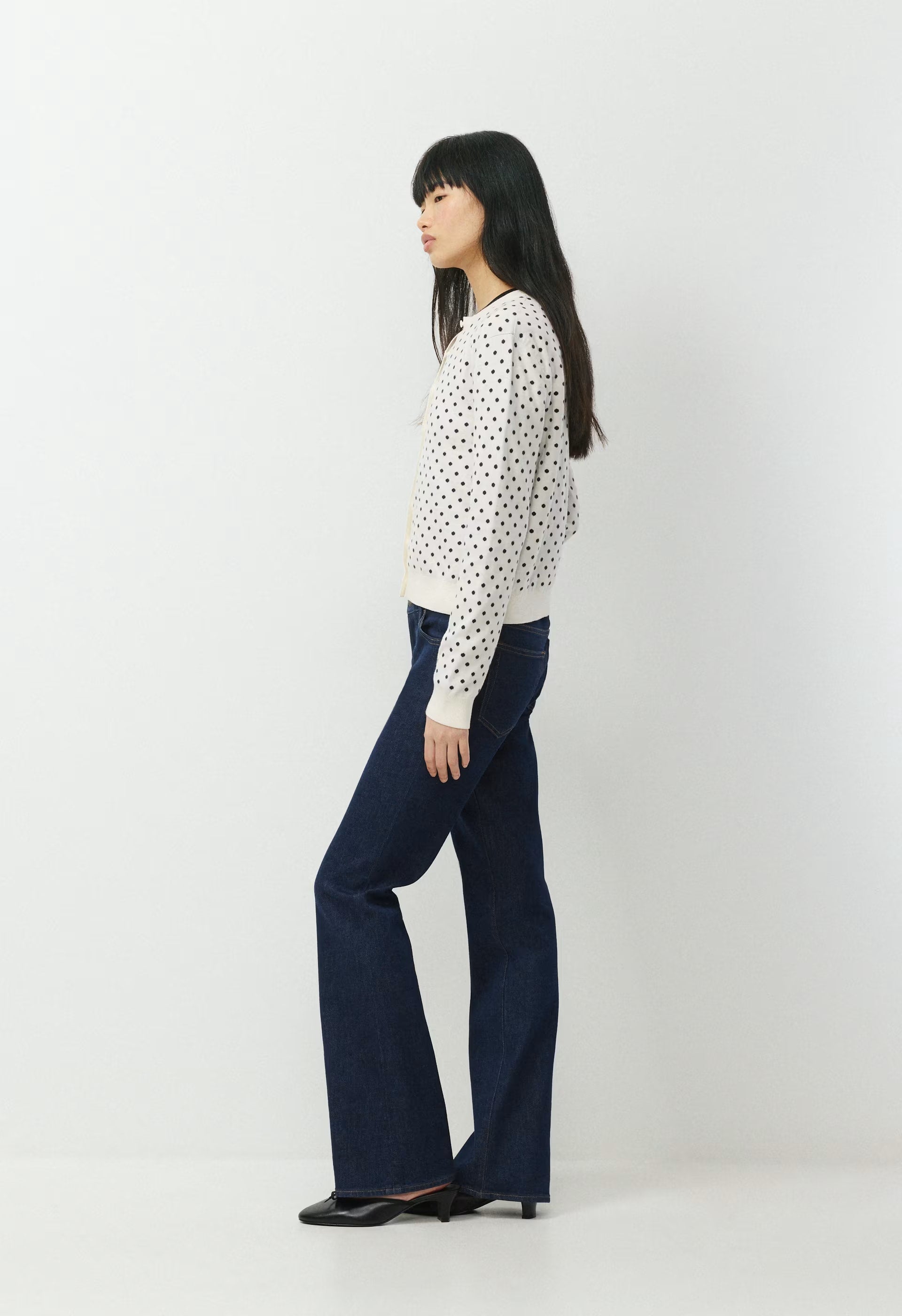 Noteworthy Cardigan - LGHT BRCH/ADML NVY