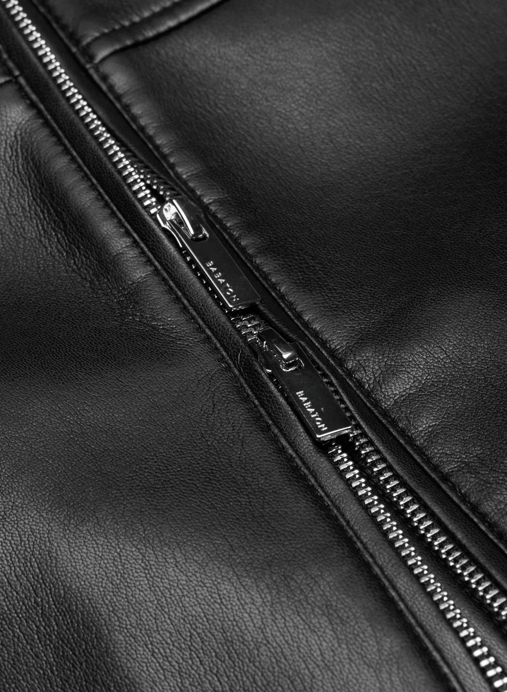 Synergy Bomber - UnReal Leather - BLACK