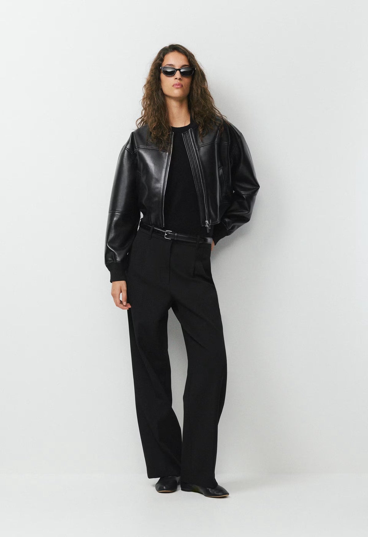 Synergy Bomber - UnReal Leather - BLACK