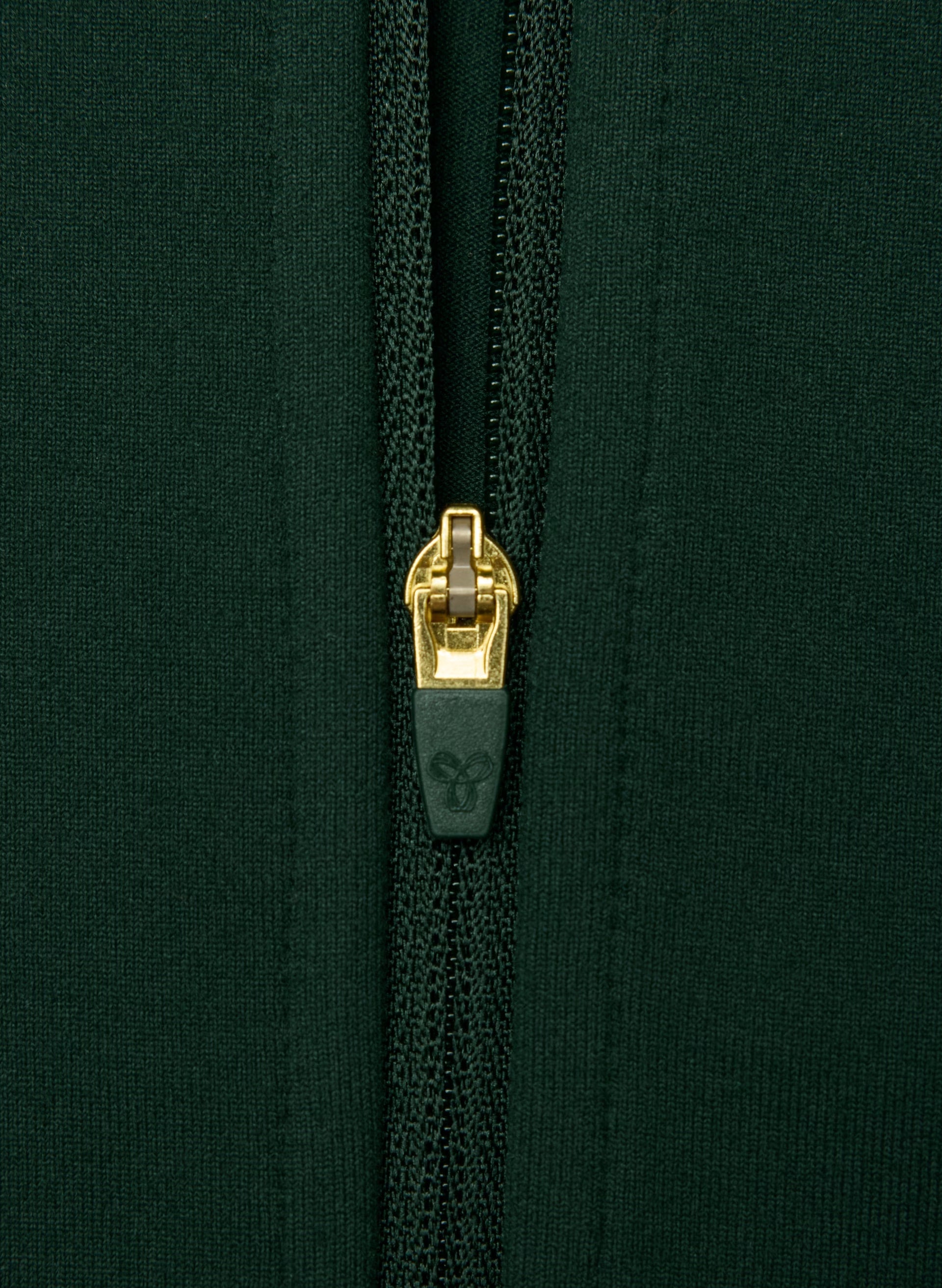 LIFE Relay Zip-Up - FIGTREE GREEN