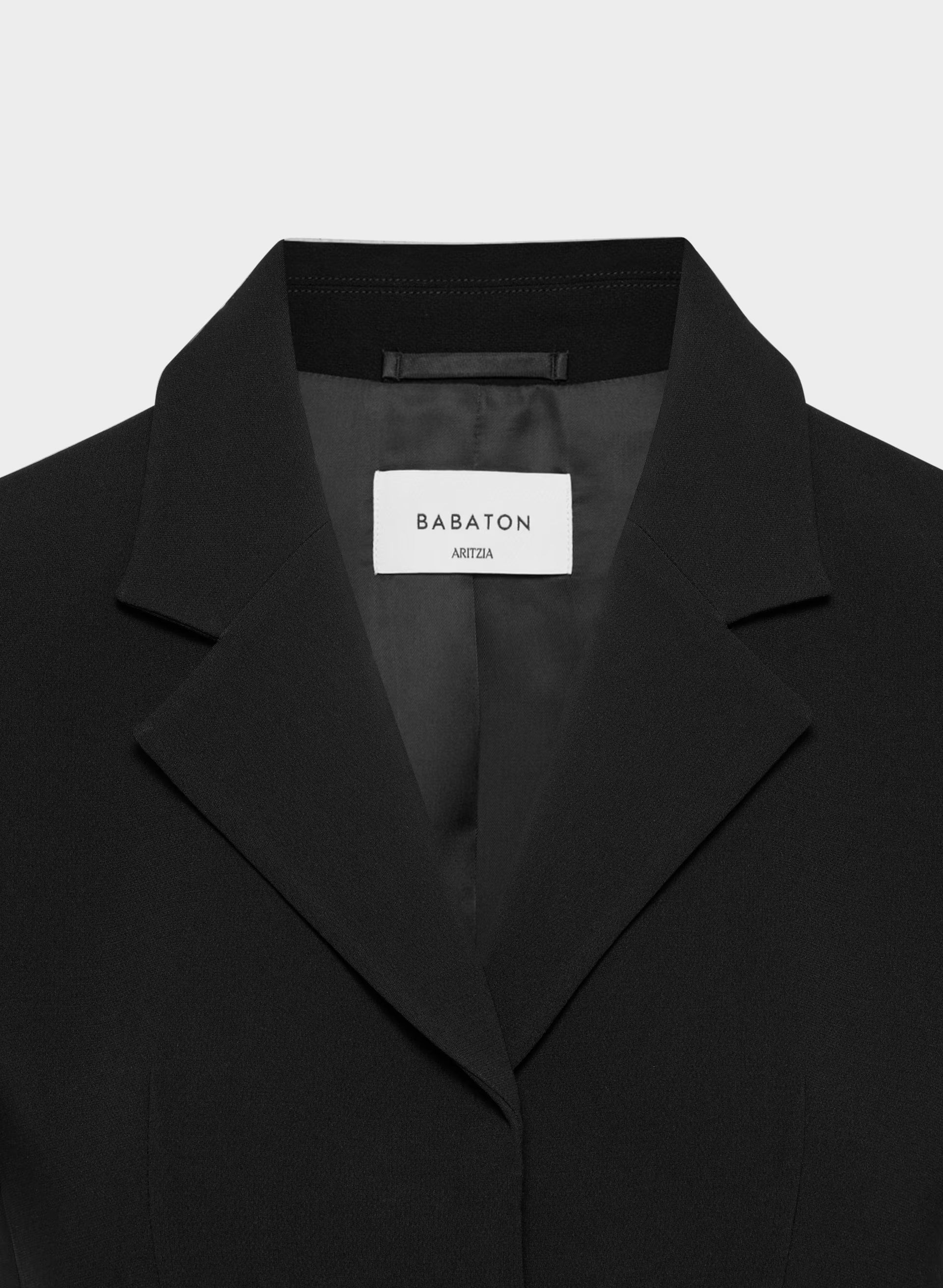 Brynn Shortsleeve Blazer - Sway Crepe - BLACK