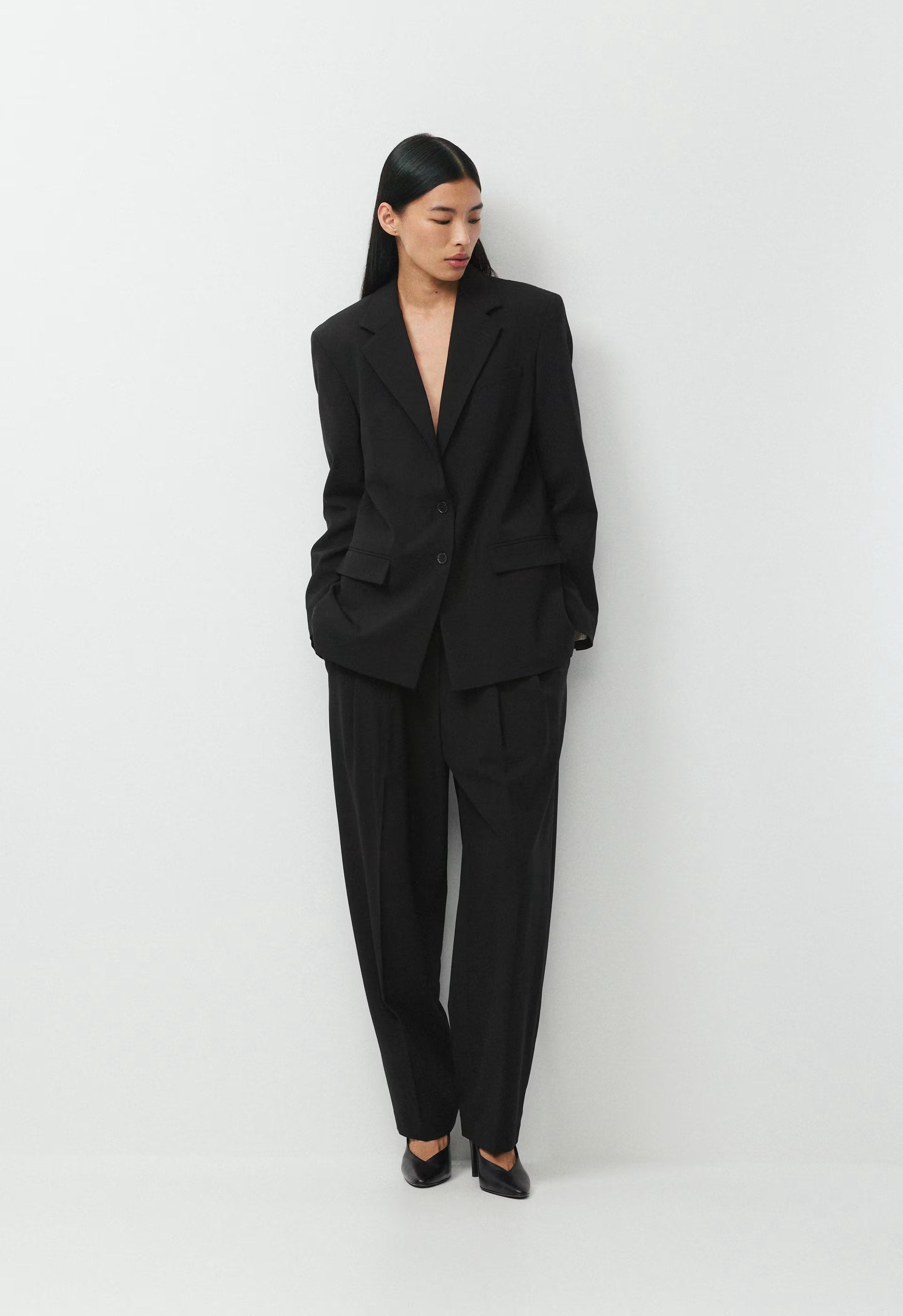 Advance Wool Blazer - BLACK