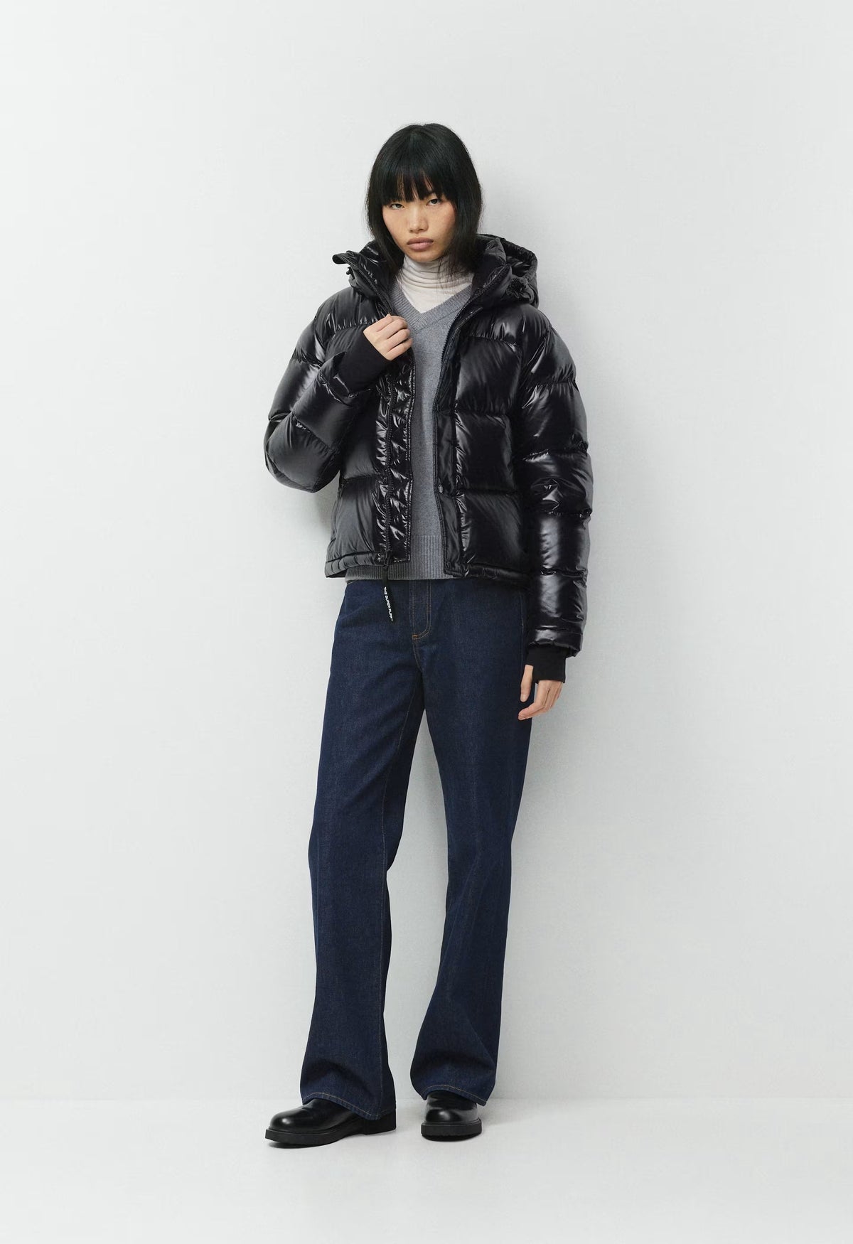 The Super Puff™ Shorty - Hi-Gloss - BLACK