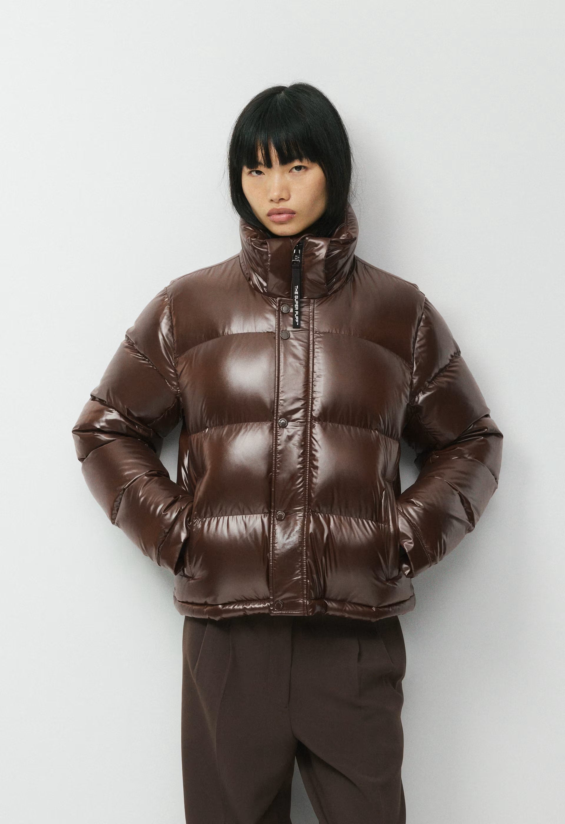 The Super Puff™ Shorty - Hi-Gloss - RICH MOCHA BROWN