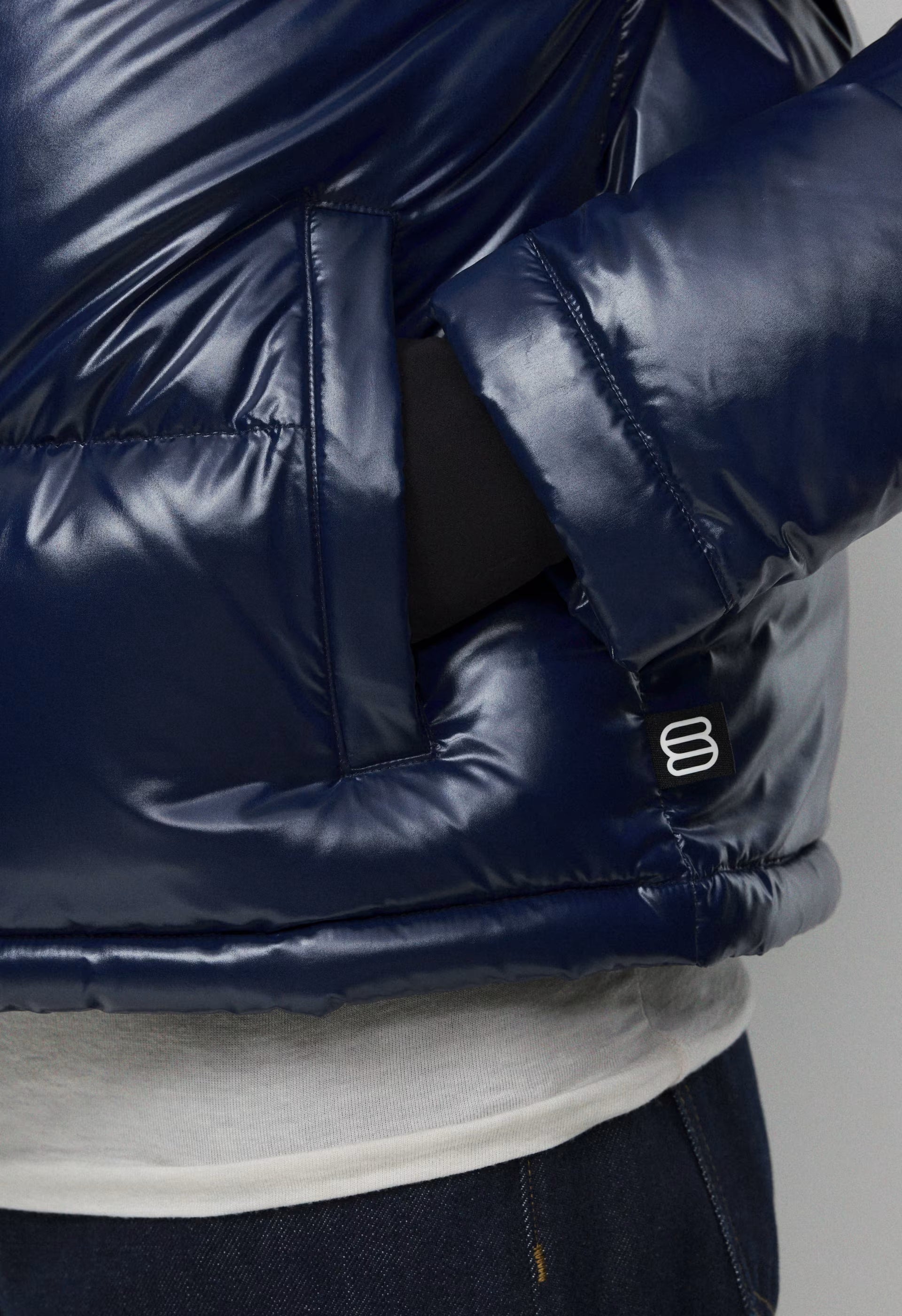 The Super Puff™ Shorty - Hi-Gloss - ADMIRAL NAVY