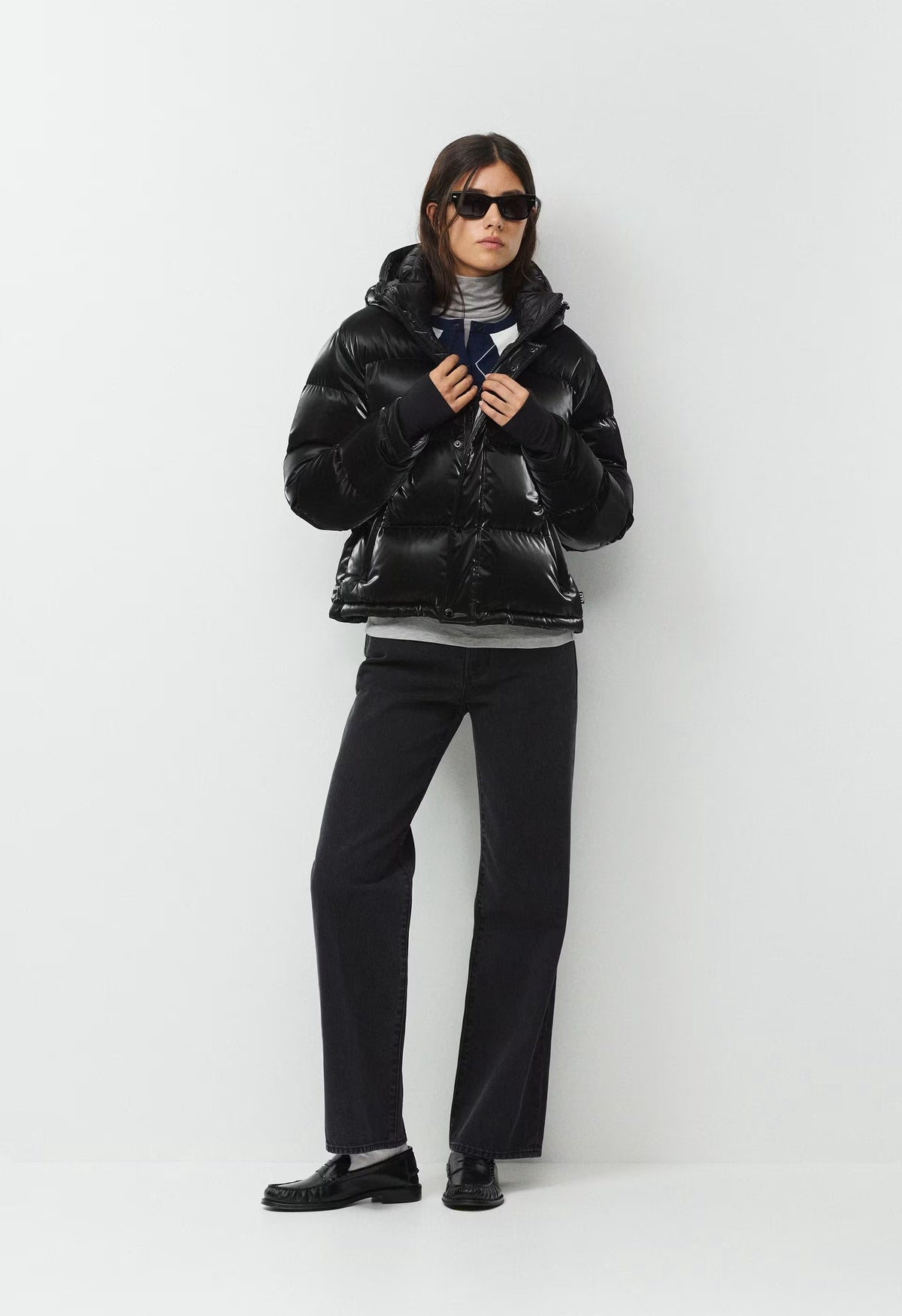 The Super Puff™ Shorty - Liquid Shine - BLACK