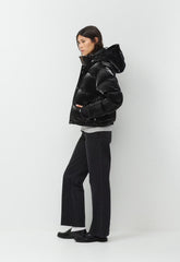 The Super Puff™ Shorty - Liquid Shine - BLACK