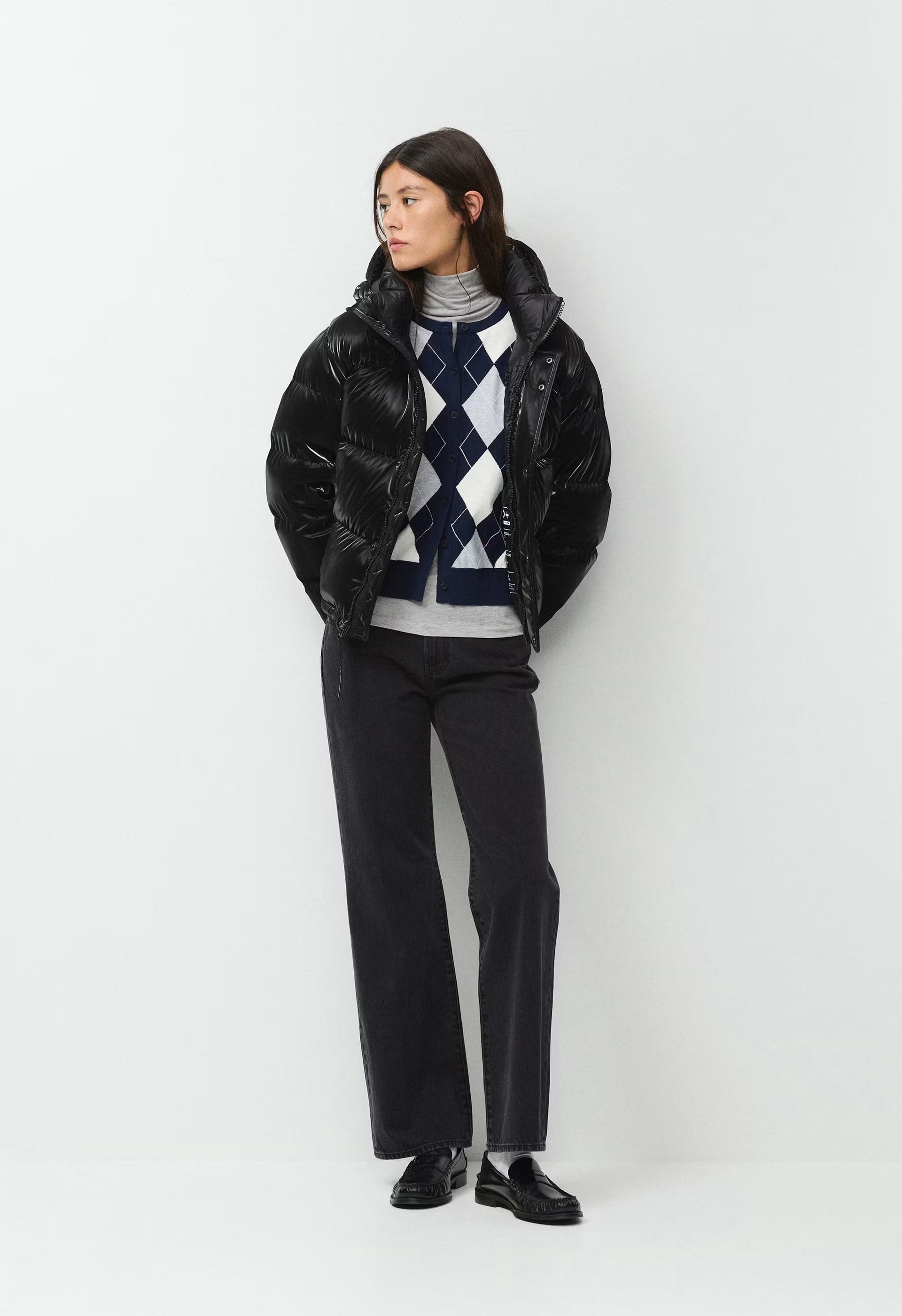 The Super Puff™ Shorty - Liquid Shine - BLACK