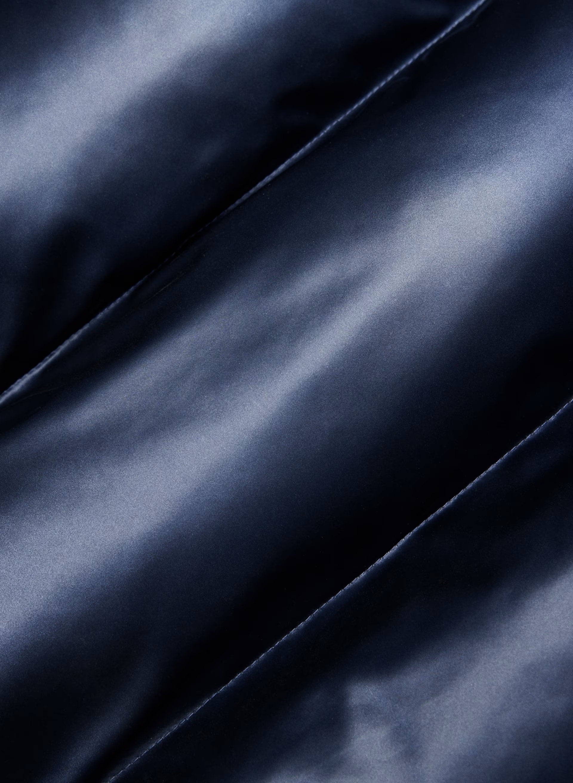 The Super Puff™ Shorty - Liquid Shine - ADMIRAL NAVY
