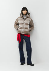 The Super Puff™ Shorty - Liquid Shine - MODERN TAUPE