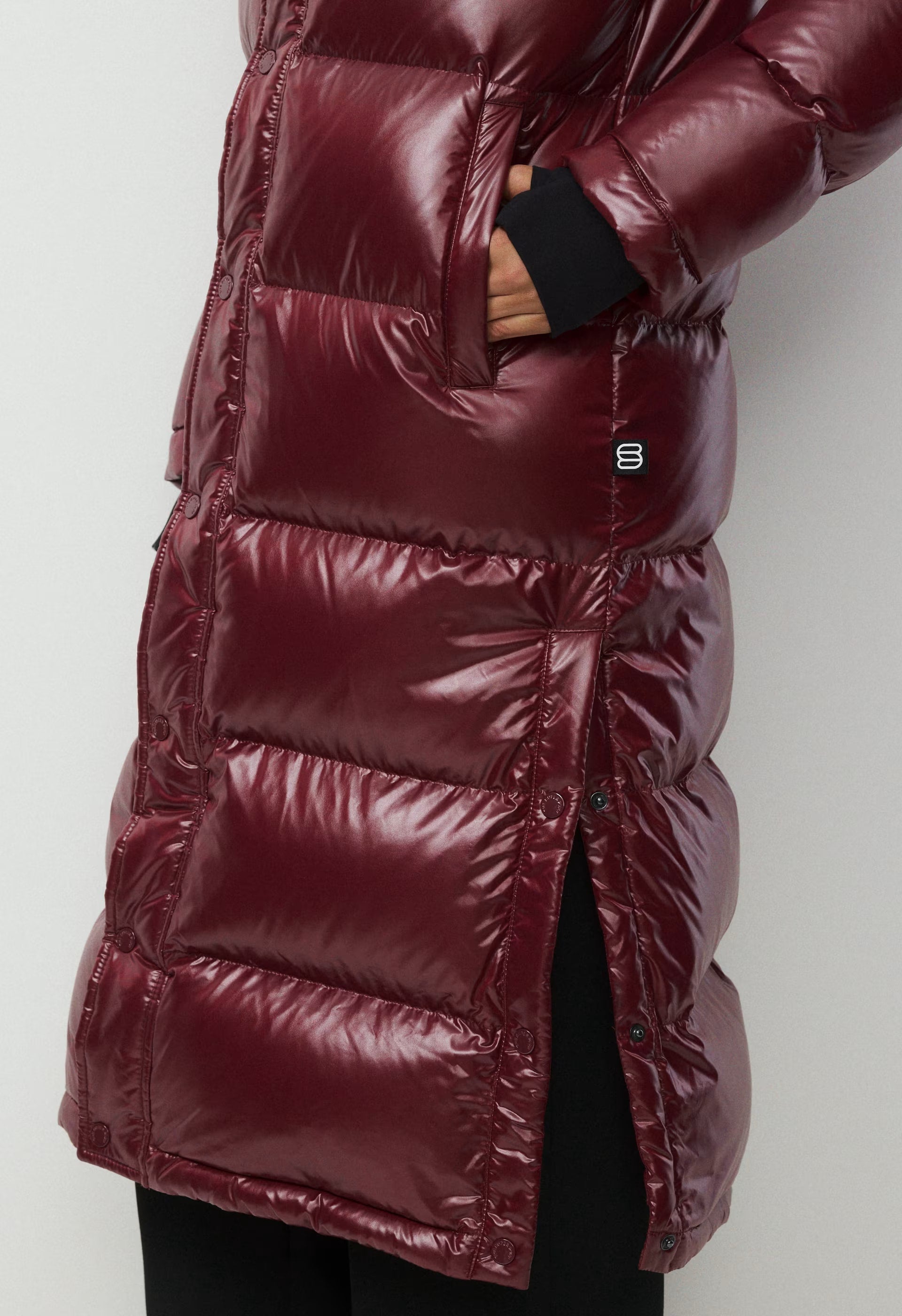 The Super Puff™ Long - Hi-Gloss - SUMAC BURGUNDY