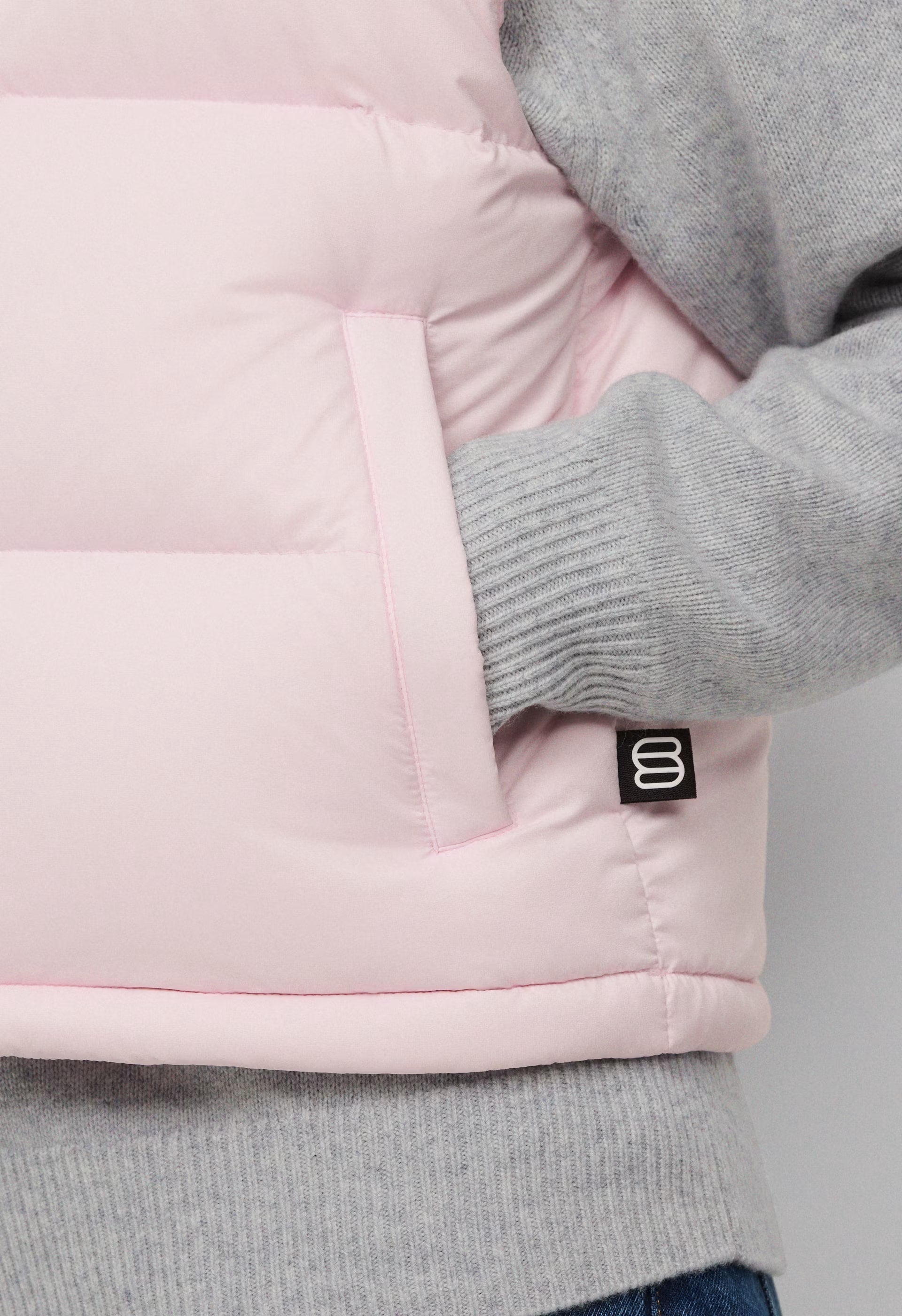 The Super Puff™ Shorty Vest - cliMATTE™ - VILLA PINK