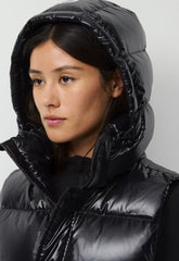 The Super Puff™ Shorty Vest - Hi-Gloss - BLACK