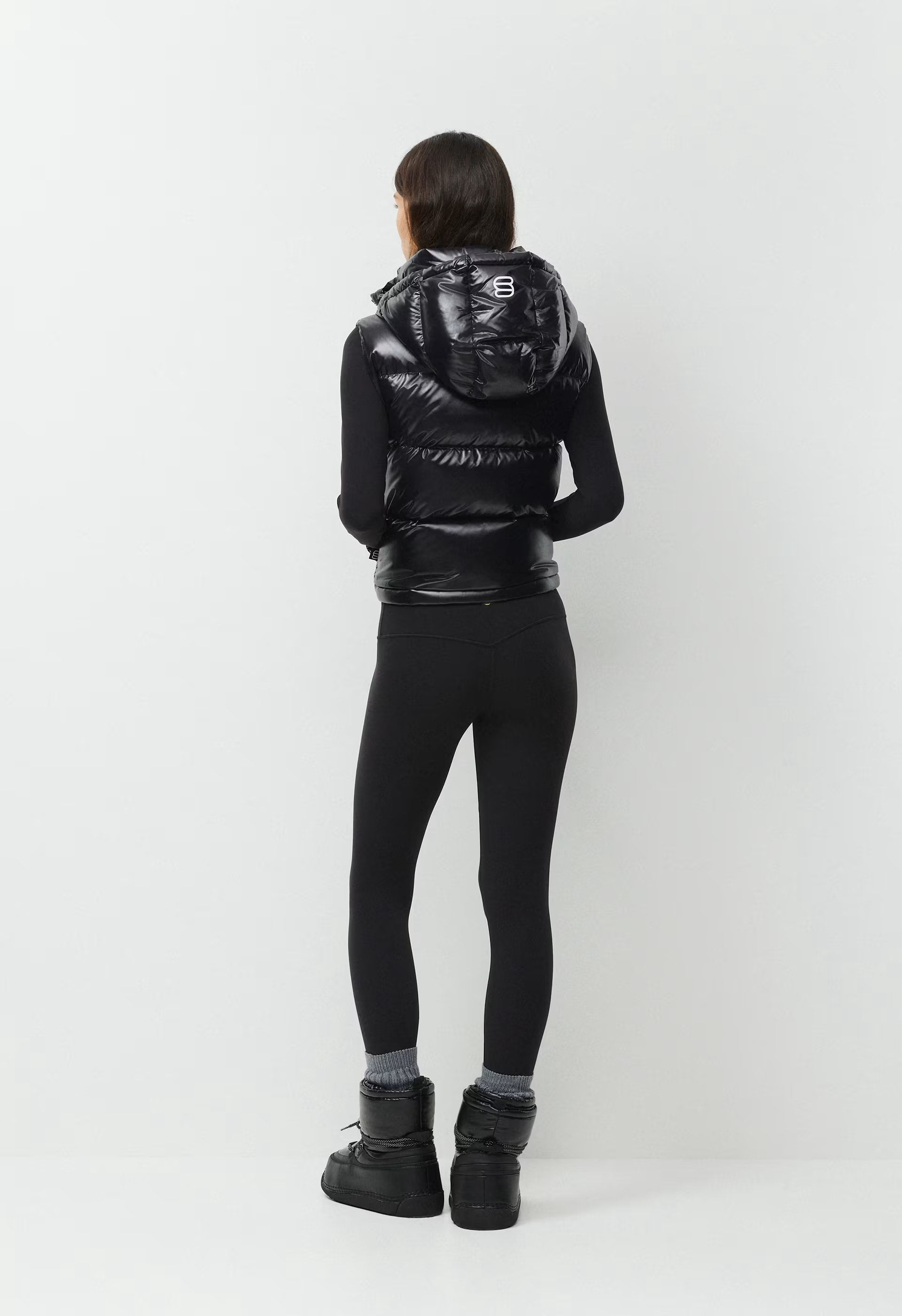 The Super Puff™ Shorty Vest - Hi-Gloss - BLACK