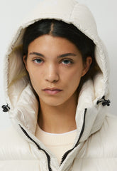The Super Puff™ Shorty Vest - Hi-Gloss - BIRCH
