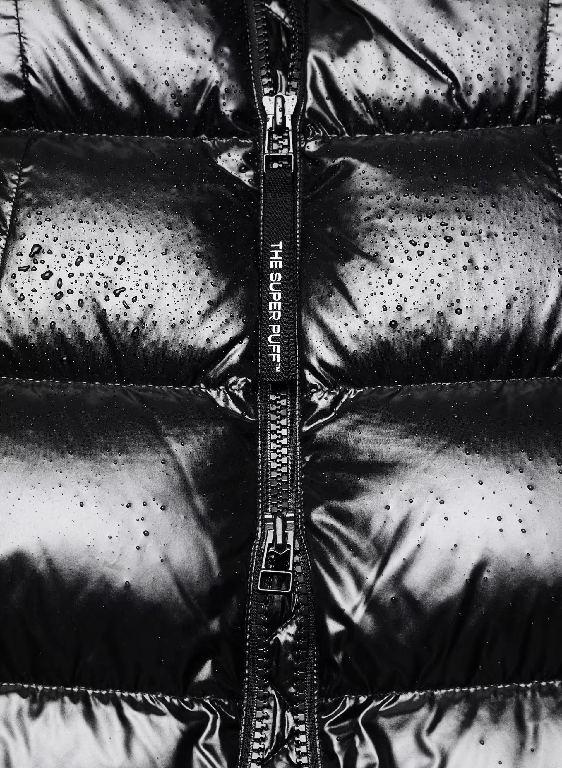 The SuperSnug Puff™ Long - cliMATTE™ - Hi-Gloss - BLACK