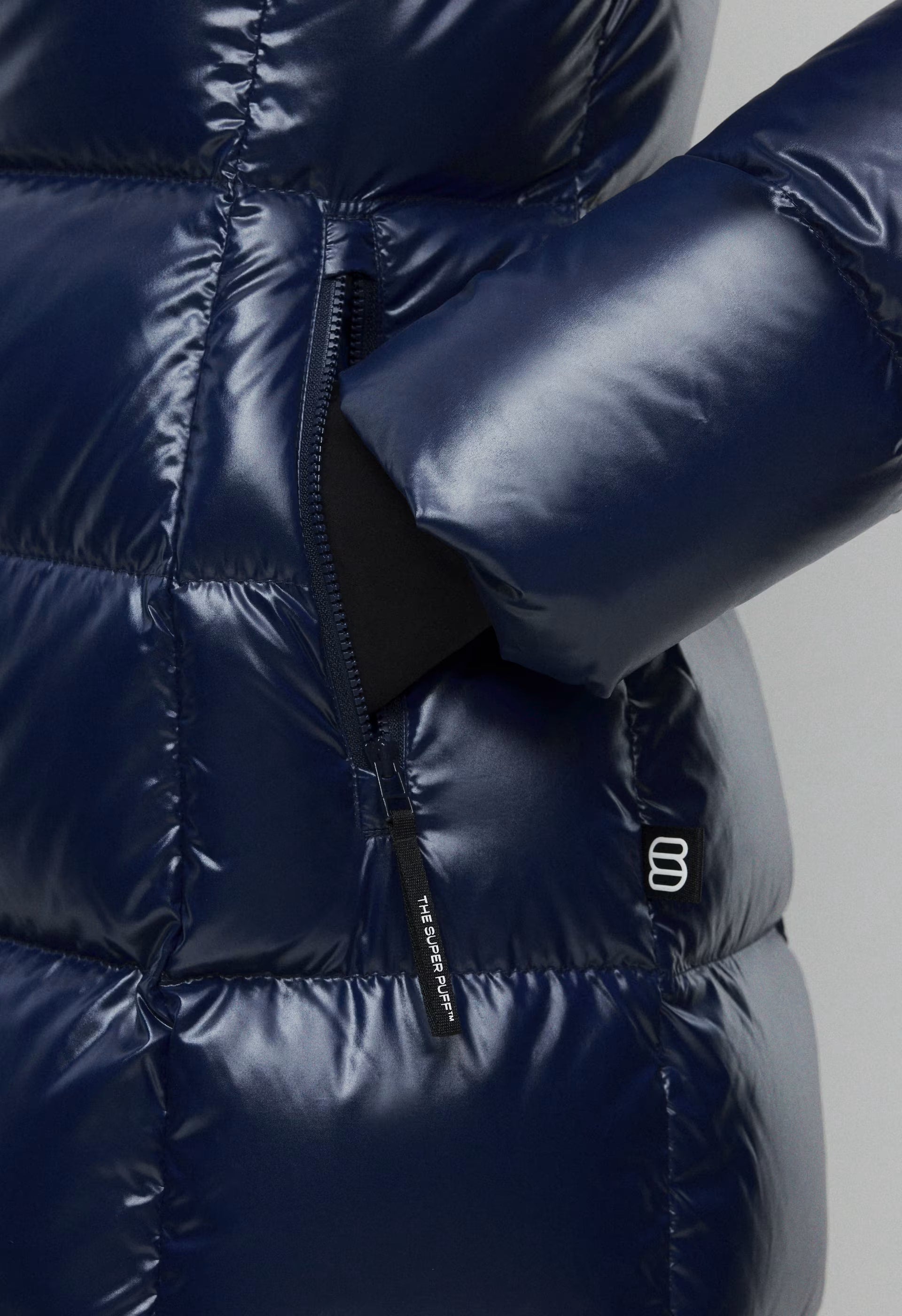 The SuperSnug Puff™ Long - cliMATTE™ - Hi-Gloss - ADMIRAL NAVY