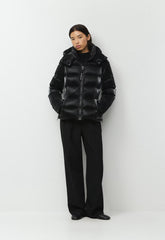 The SuperSnug Puff™ - Liquid Shine - BLACK