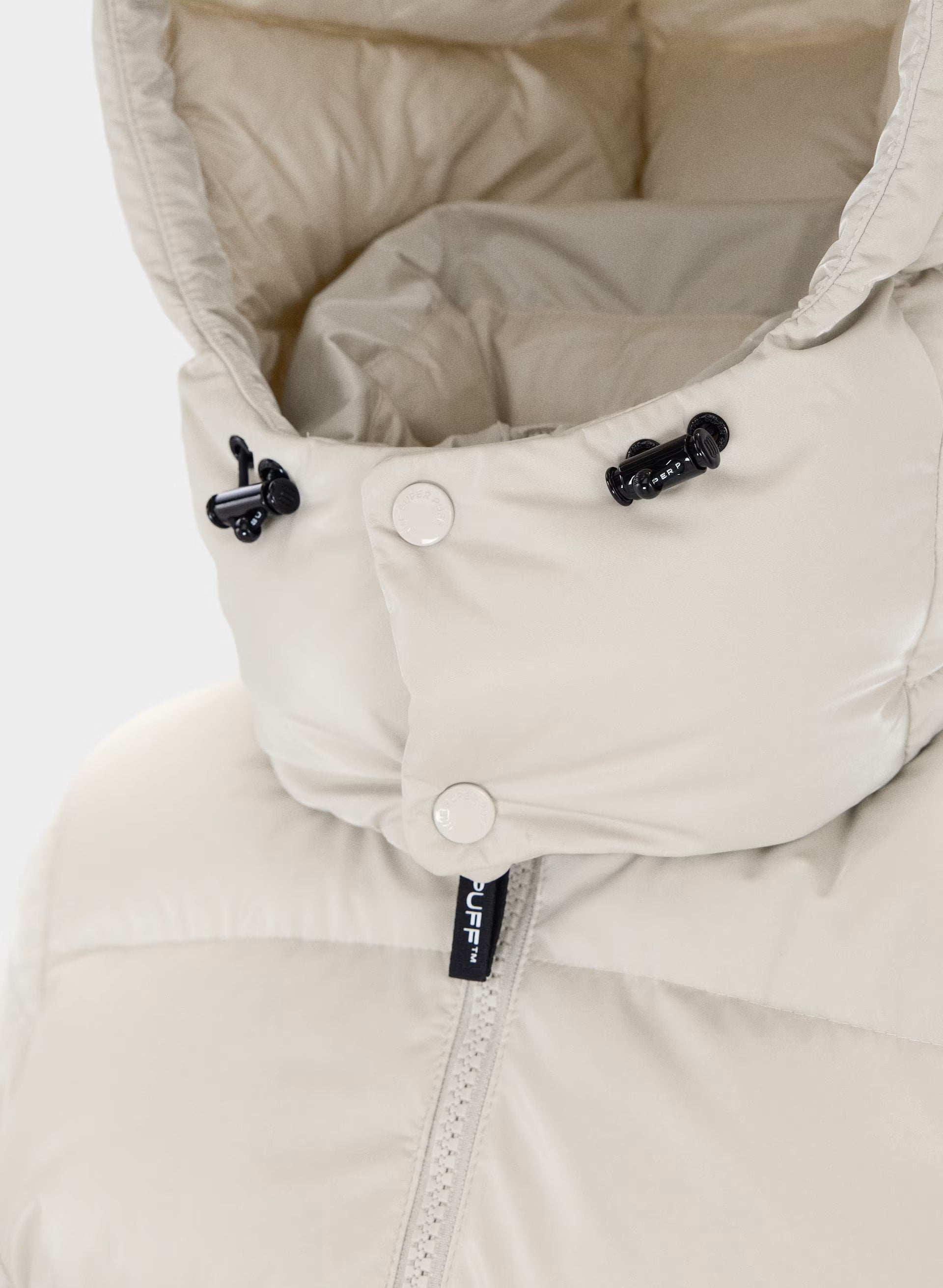 The SuperSnug Puff™ - Liquid Shine - MATTE PEARL