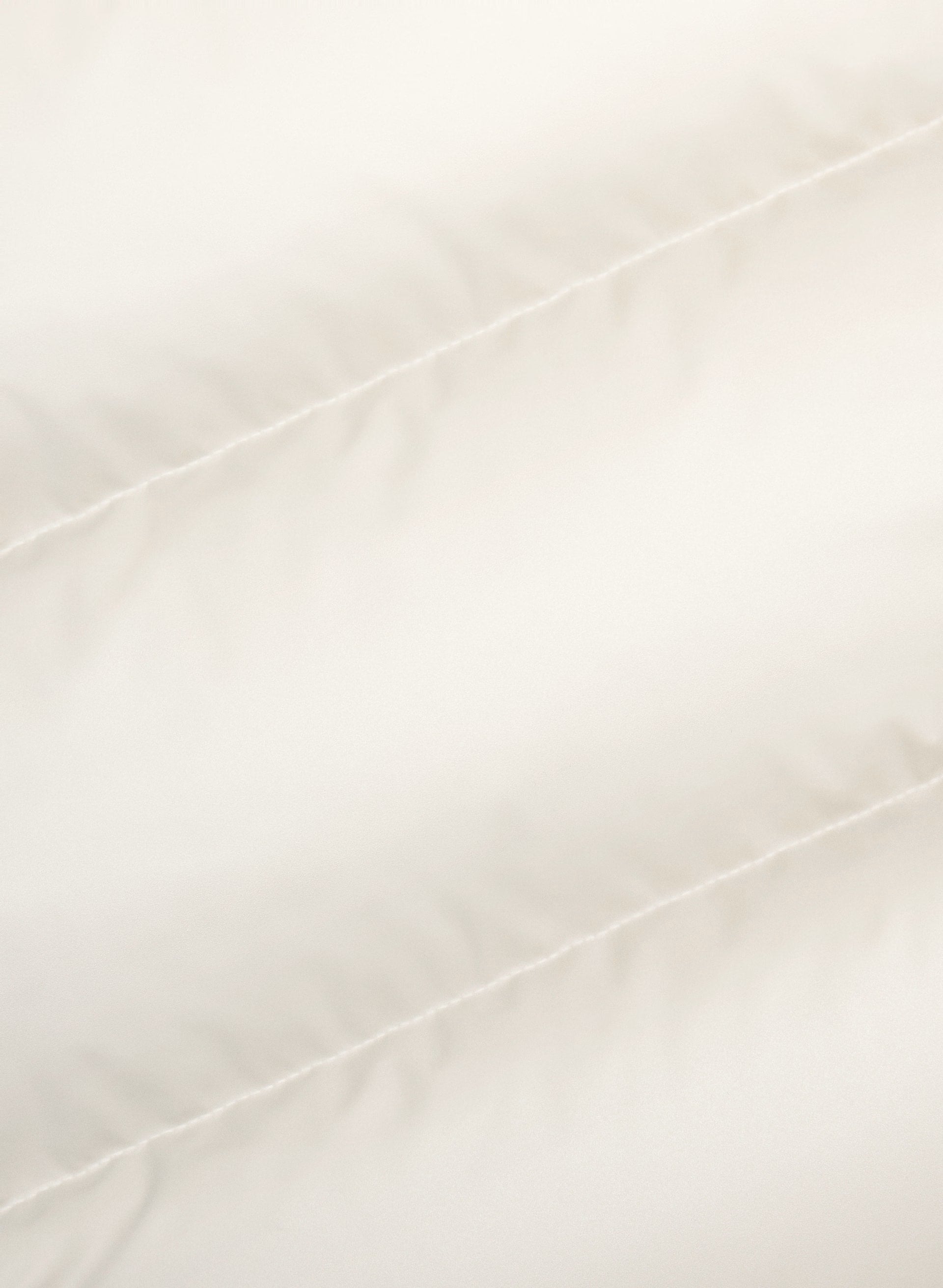 The SuperSnug Puff™ - Liquid Shine - MATTE PEARL