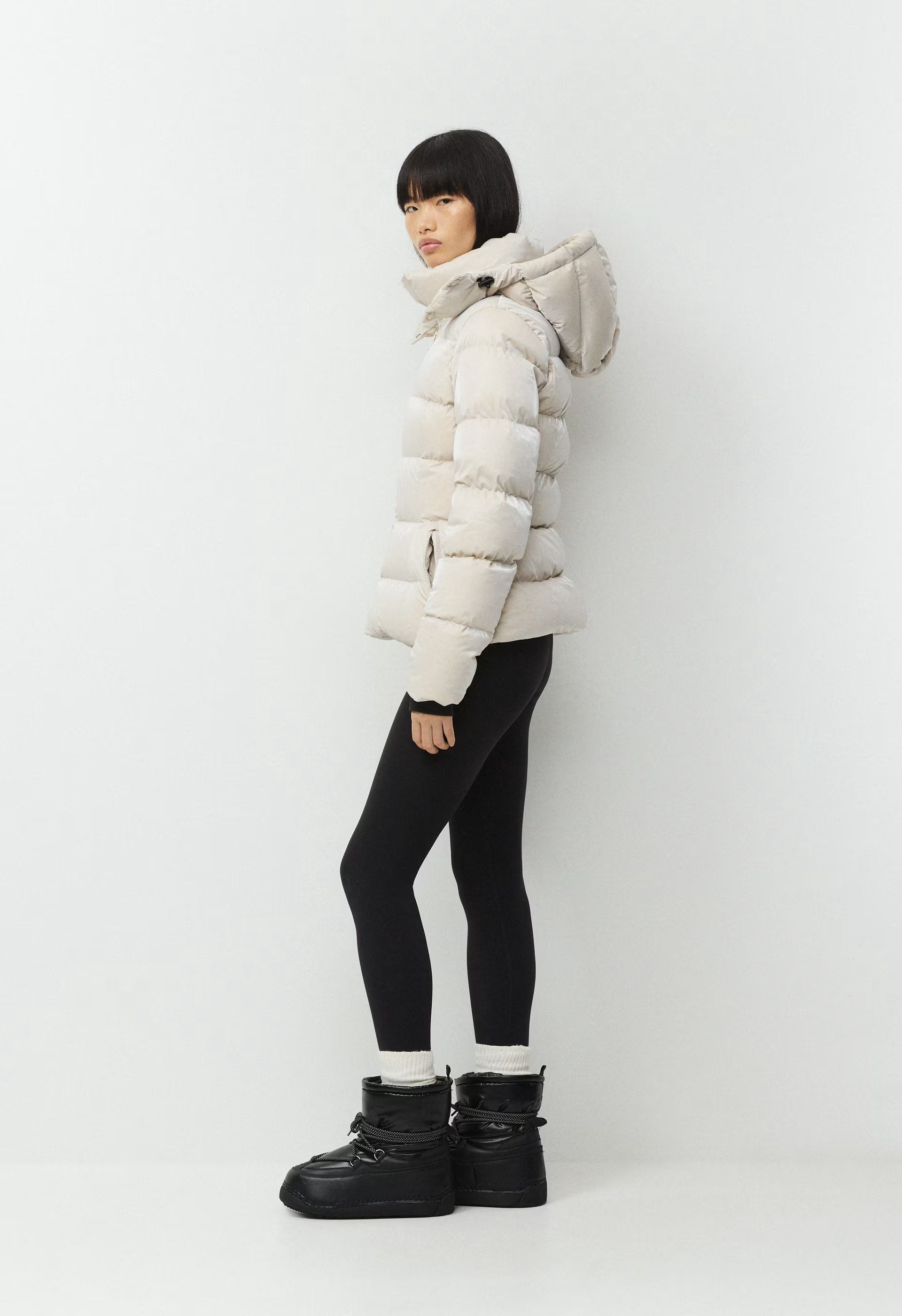 The SuperSnug Puff™ - Liquid Shine - MATTE PEARL