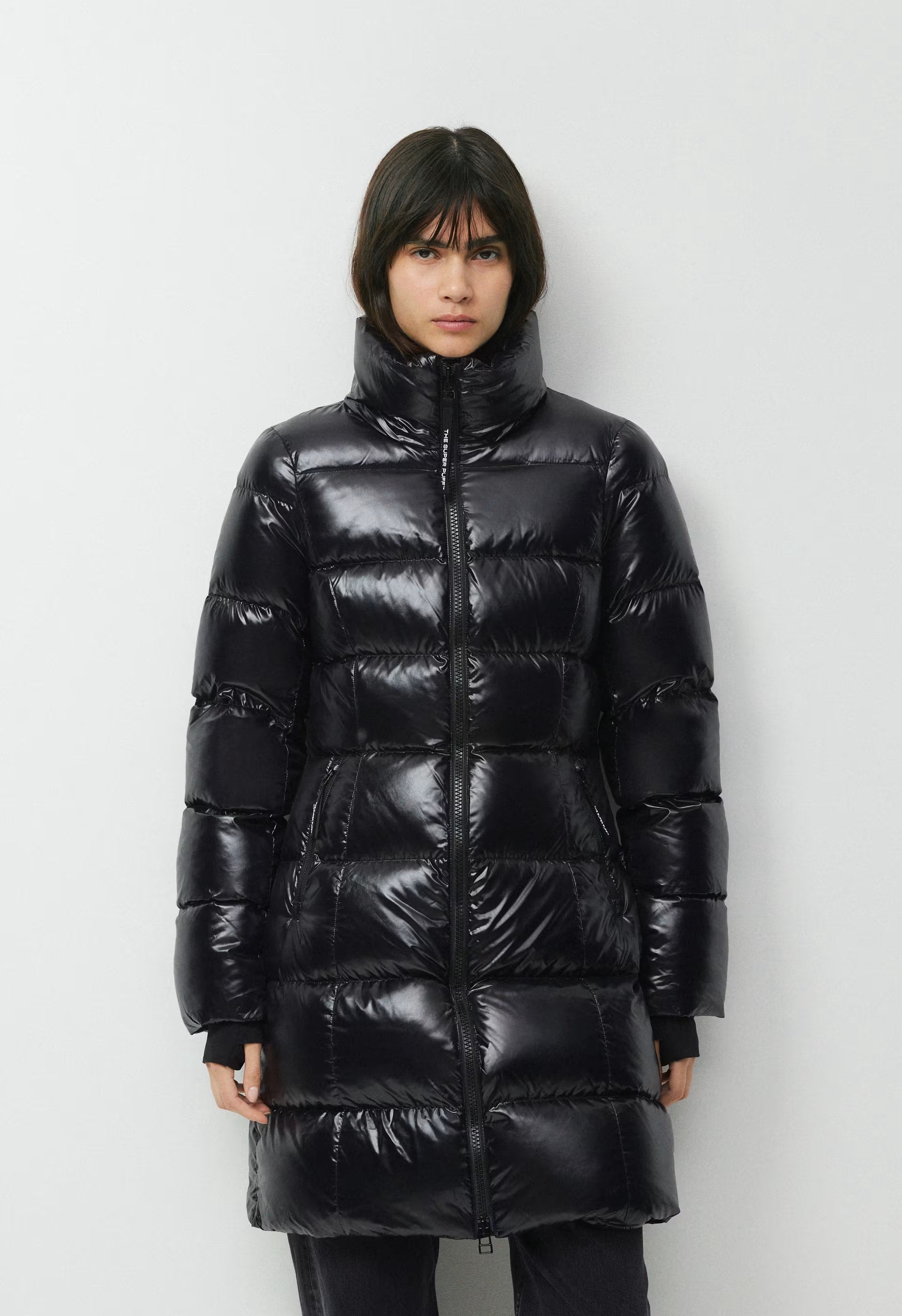 The SuperSnug Puff™ Mid - Hi-Gloss - BLACK