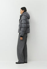 The Super Puff™ Shorty - cliMATTE™ - ELEGANT CHARCOAL