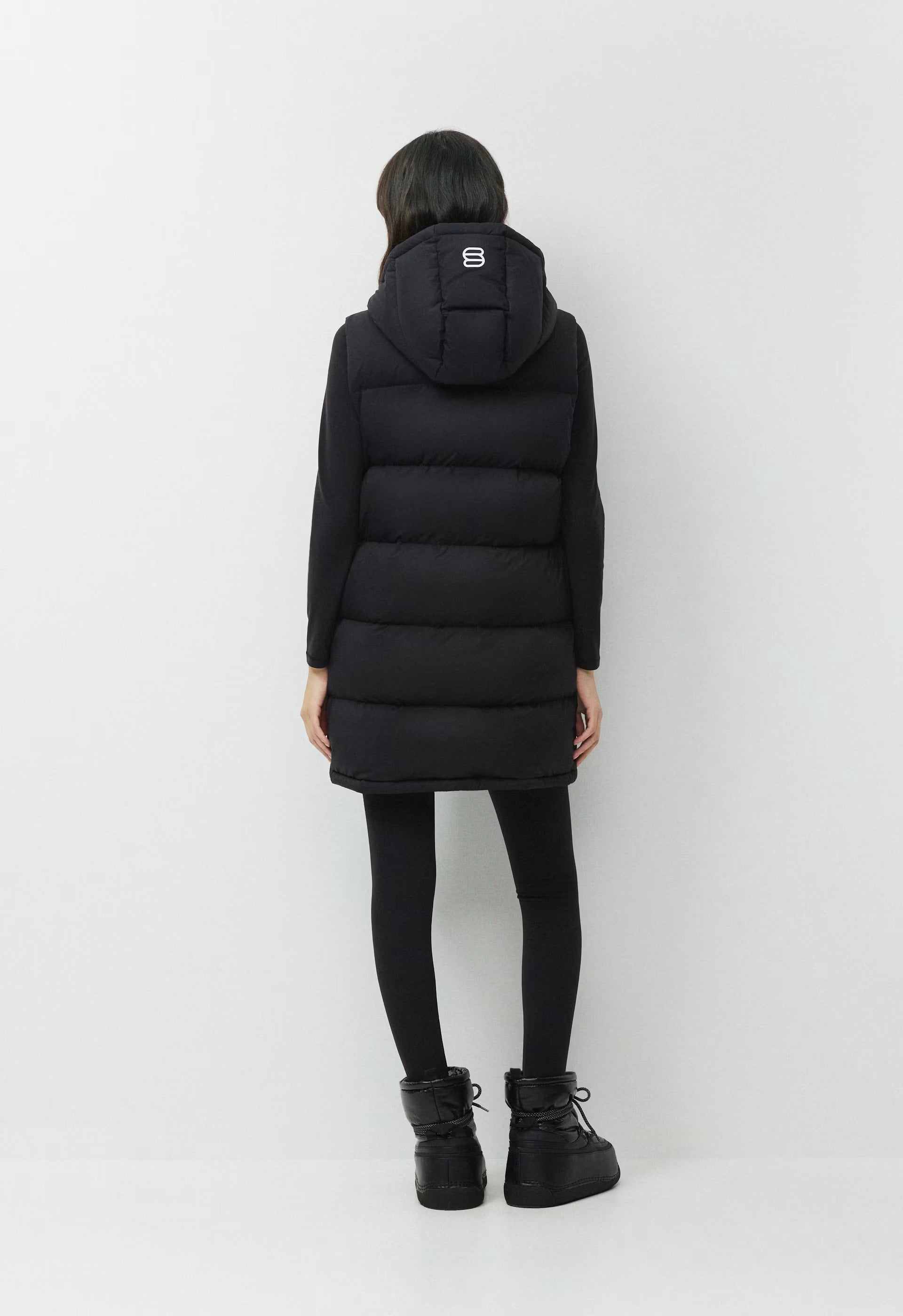 The Super Puff™ Mid Vest - cliMATTE™ - BLACK
