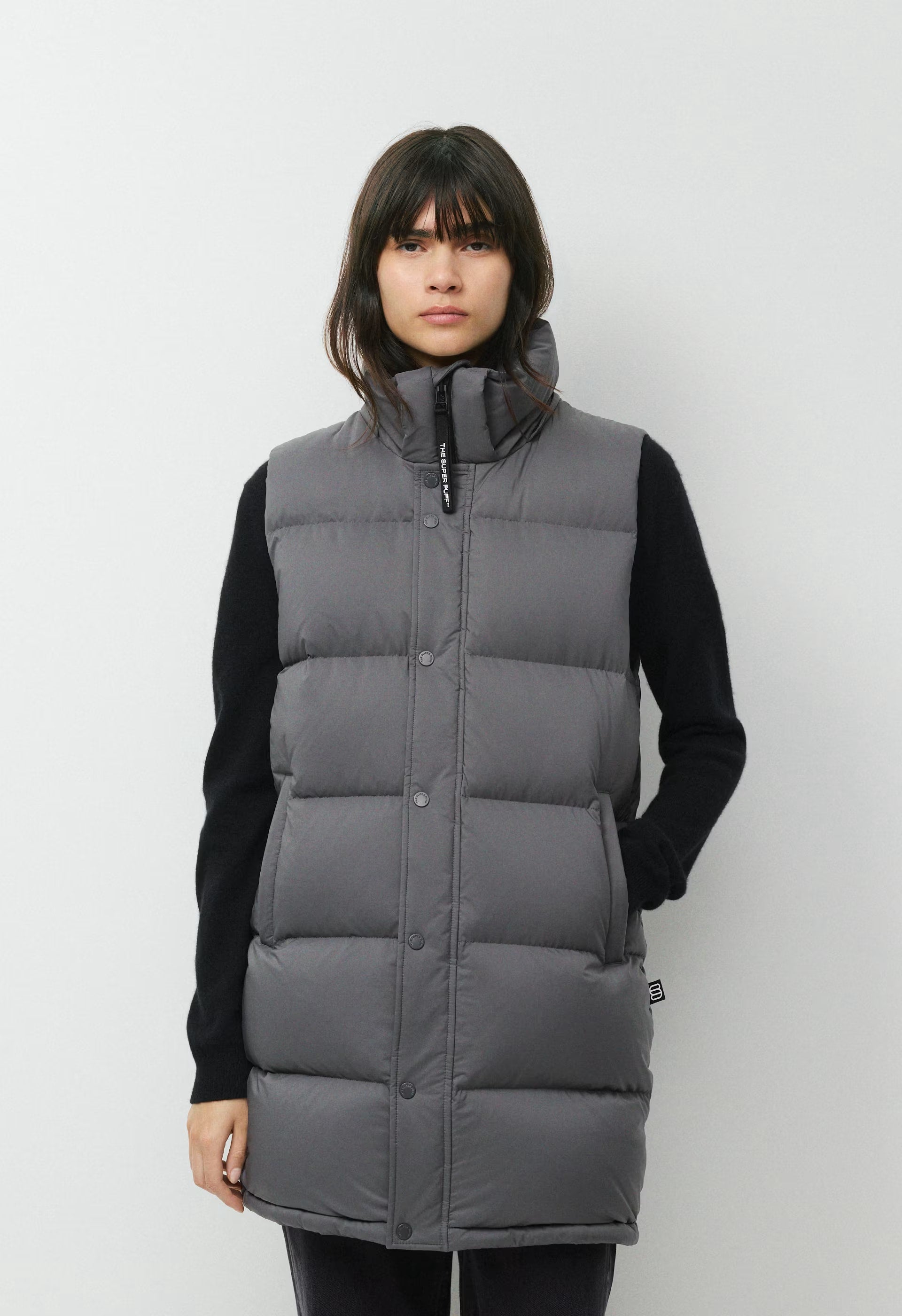 The Super Puff™ Mid Vest - cliMATTE™ - ELEGANT CHARCOAL