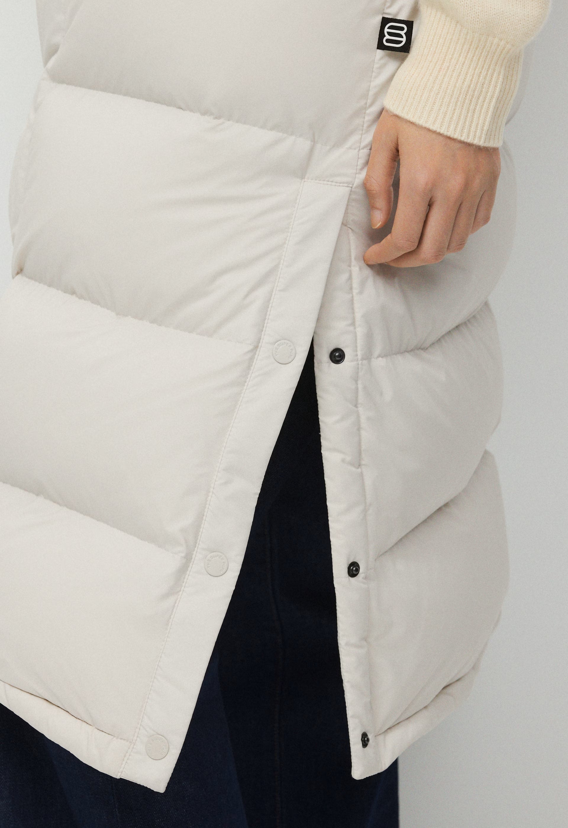 The Super Puff™ Long Vest - cliMATTE™ - MATTE PEARL