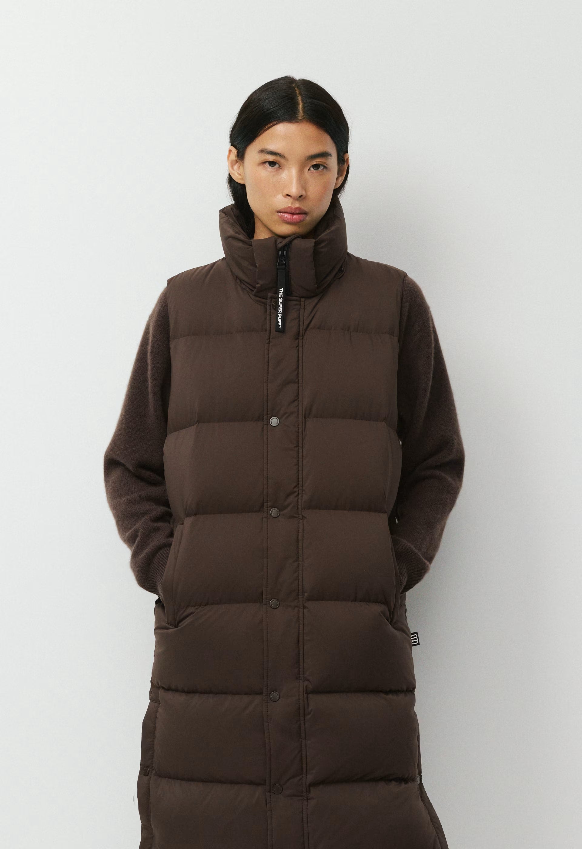 The Super Puff™ Long Vest - cliMATTE™ - RICH MOCHA BROWN