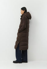 The Super Puff™ Long Vest - cliMATTE™ - RICH MOCHA BROWN