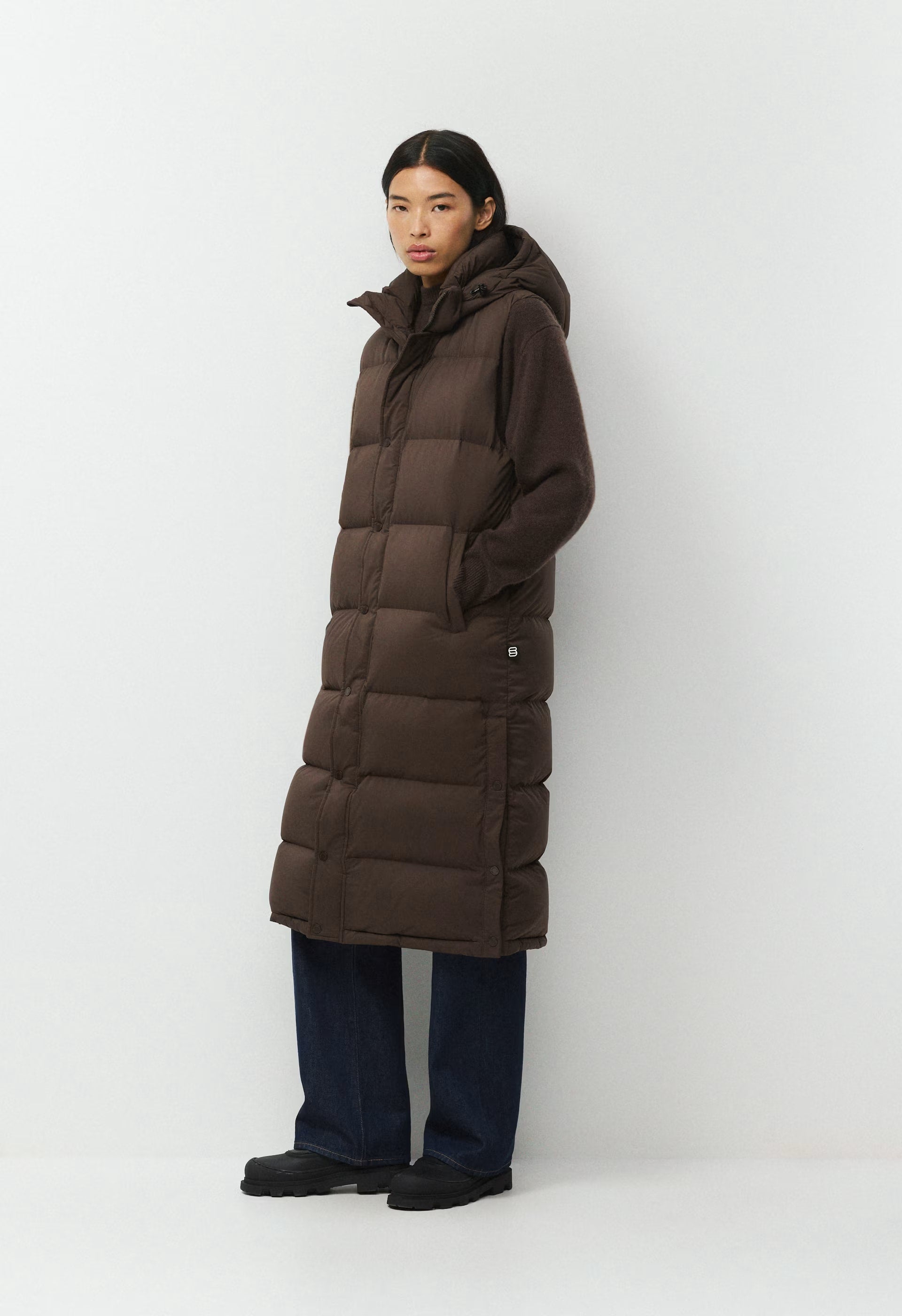 The Super Puff™ Long Vest - cliMATTE™ - RICH MOCHA BROWN