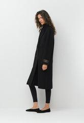 The Slouch™ Coat - (Re)Camel Wool - BLACK