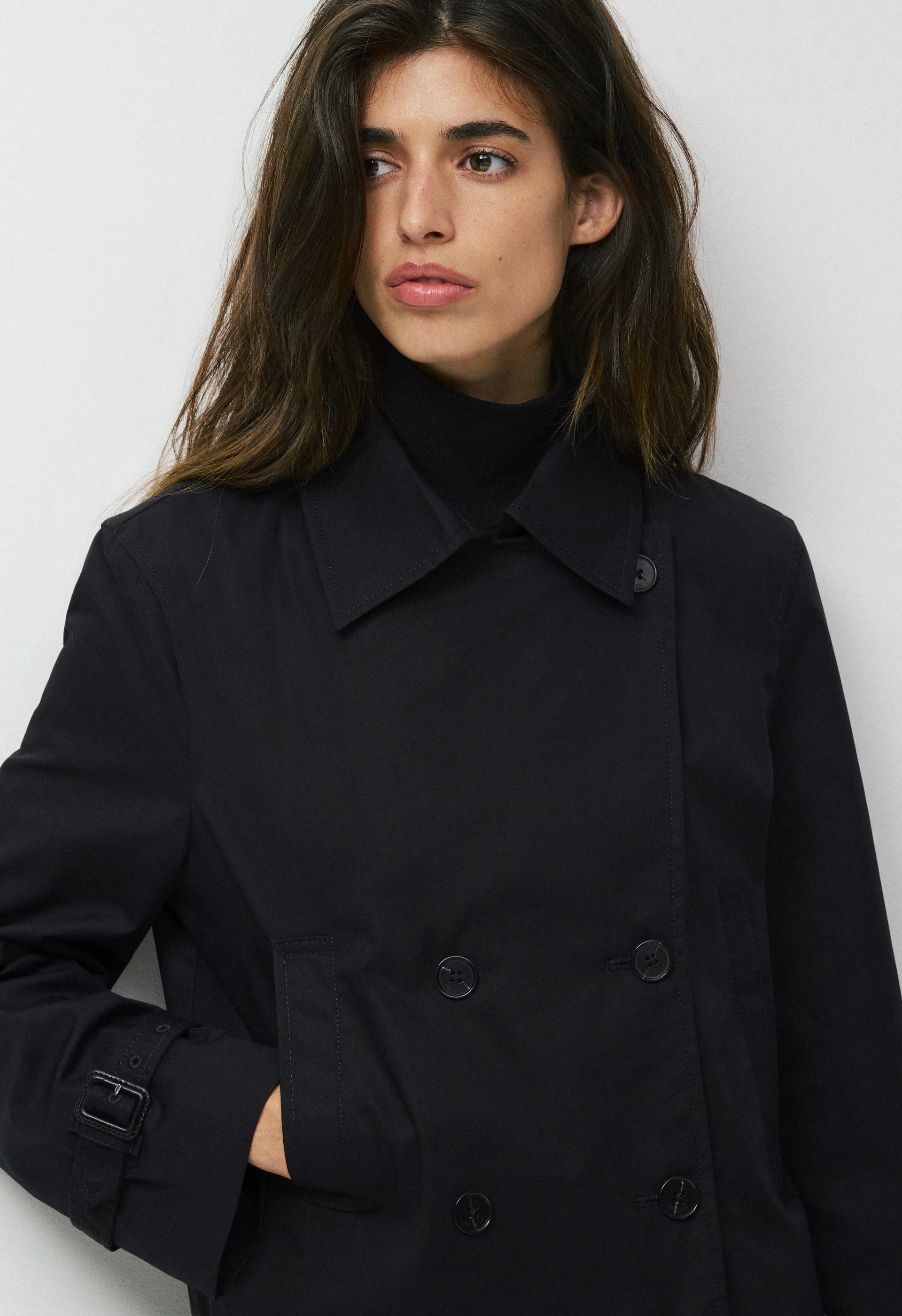 The Esquire Short Trench Coat - City Twill - BLACK