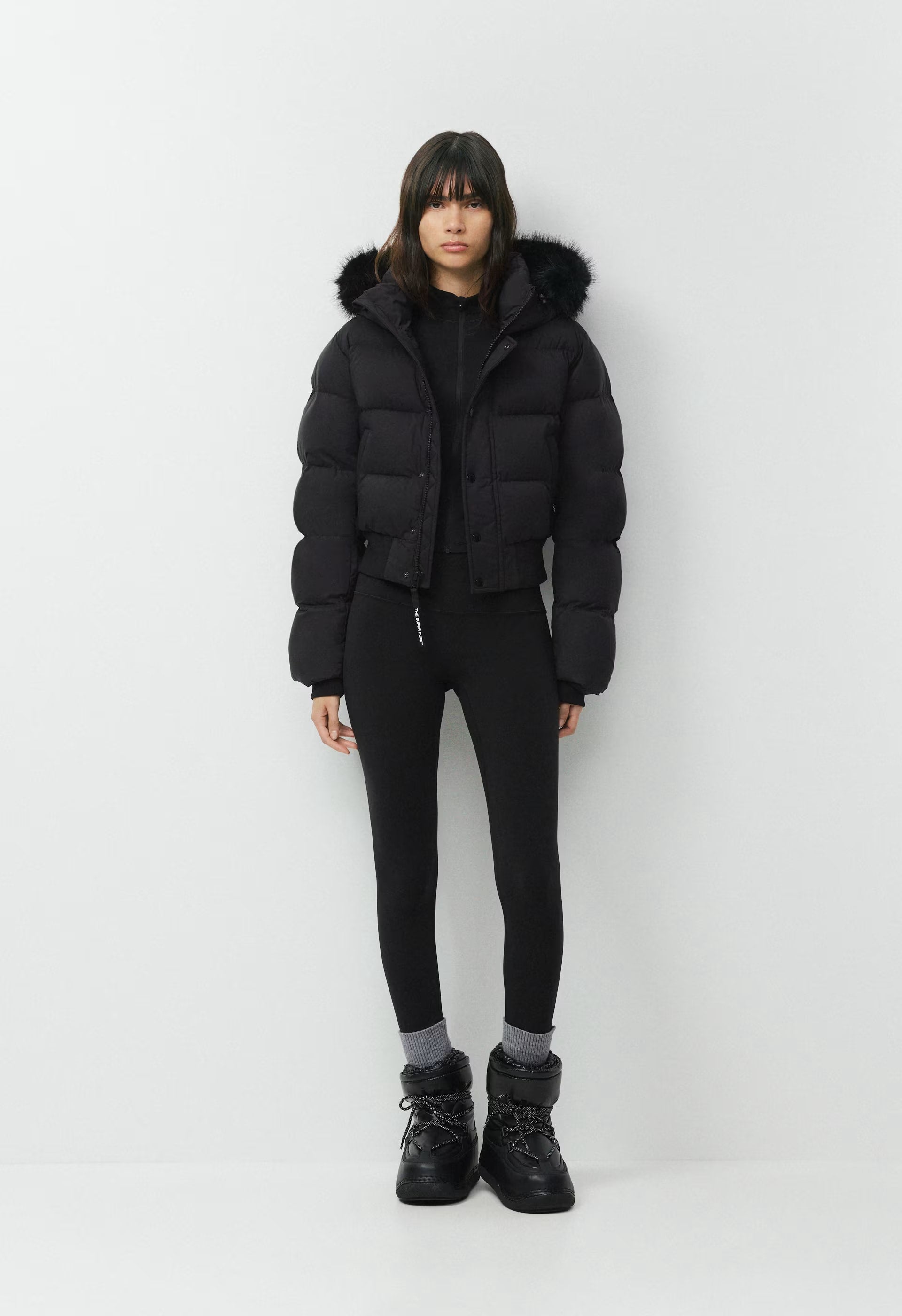 The Super Chalet Puff™ - cliMATTE™ - BLACK/BLACK